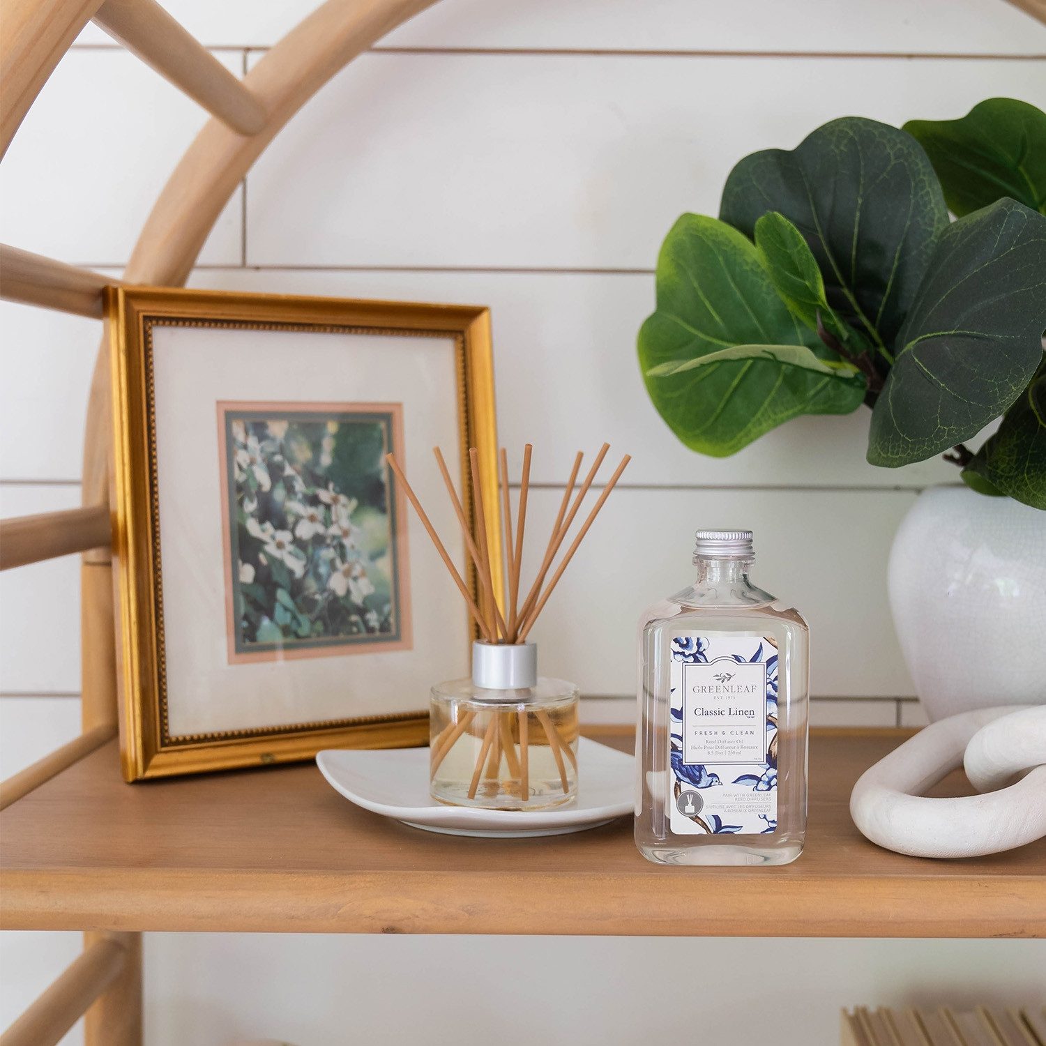 Greenleaf Raumduft Classic Linen 250 ml (1-St), Reed Diffuser Oil Nachfüller mit Peddigrohr Stäbchen