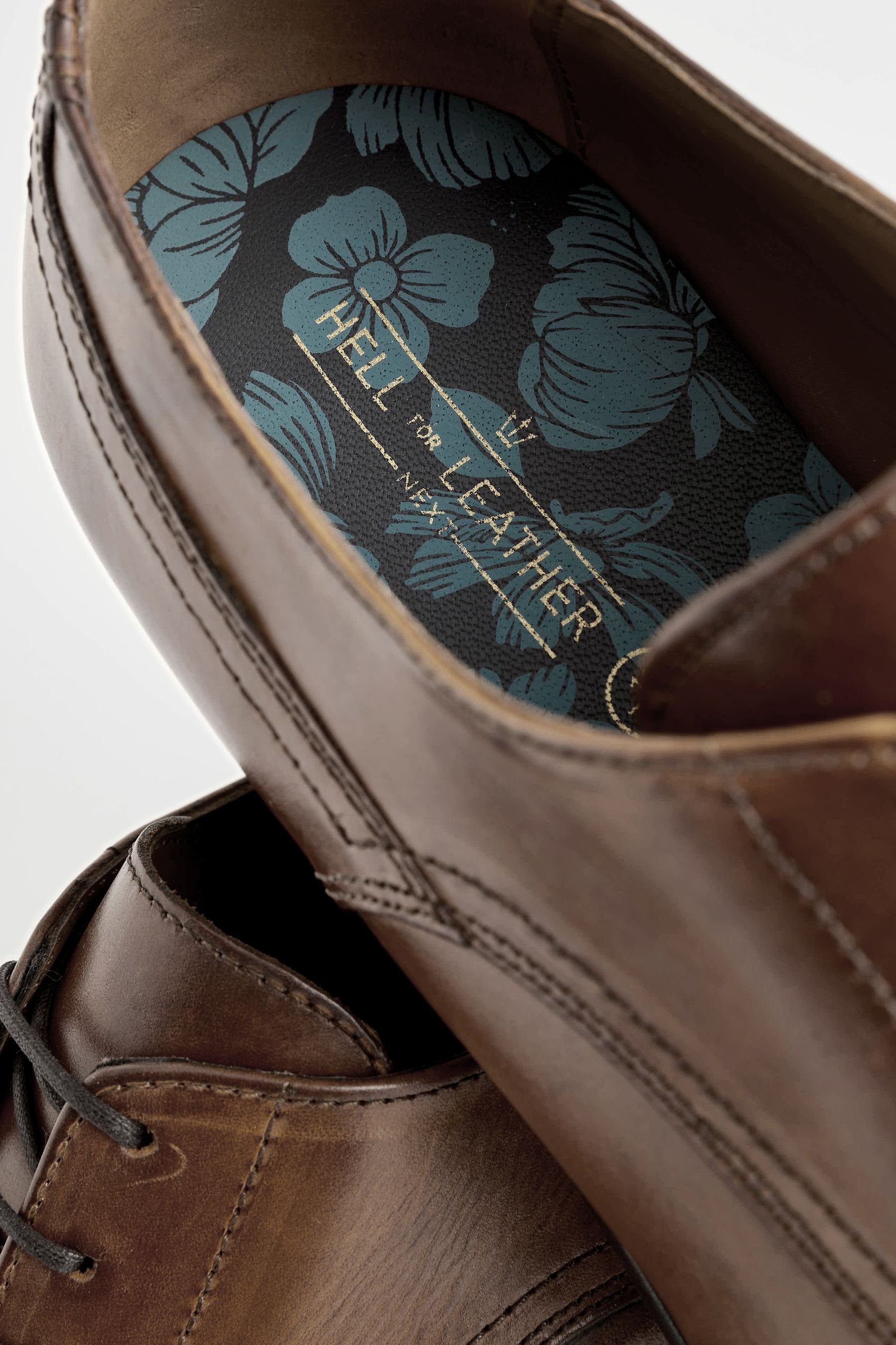 Next Derby-Lederschuhe mit Zehenkappe, weite Passform Schnürschuh (1-tlg)