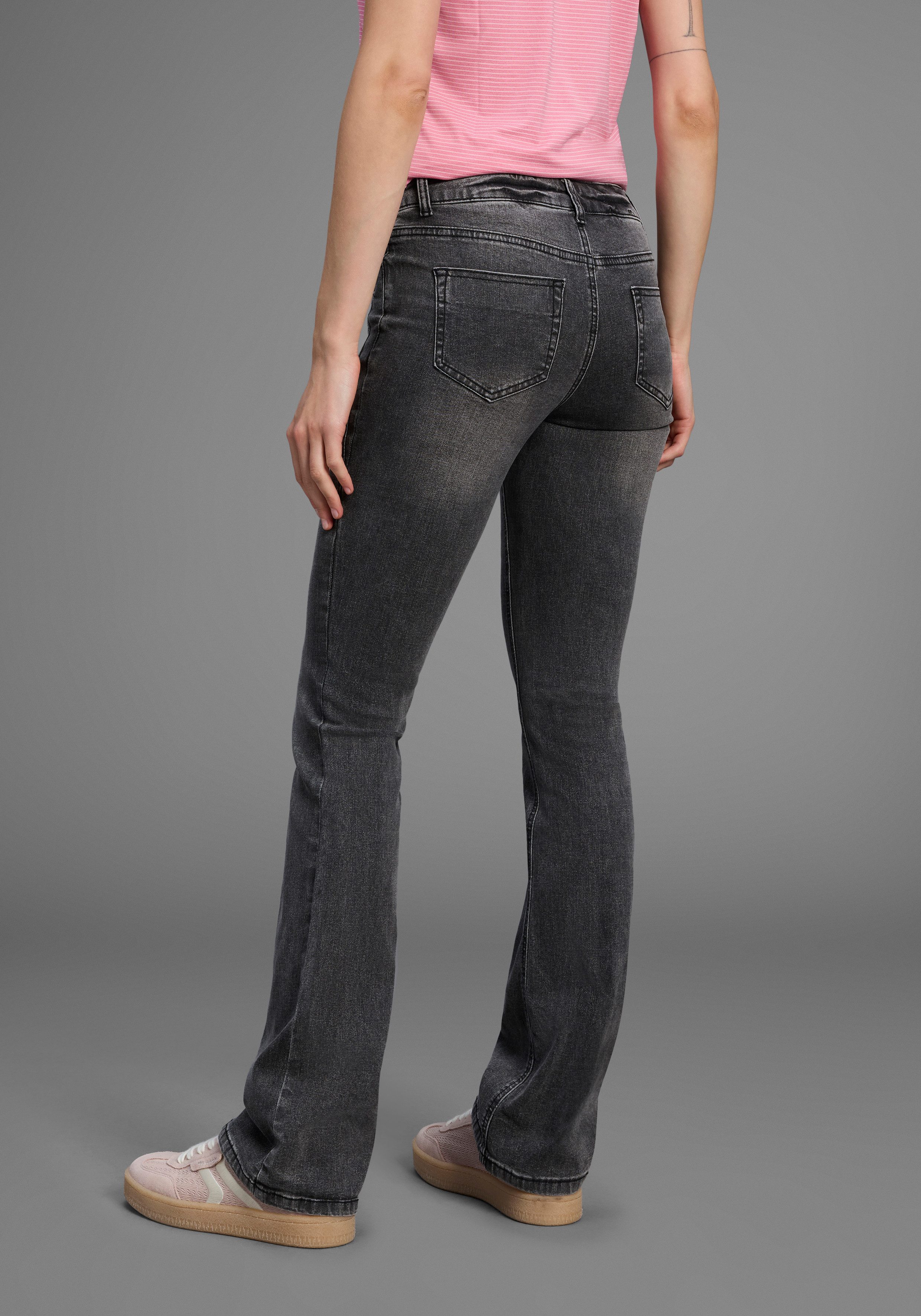 Arizona Bootcut-Jeans mit Keileinsätzen ausgestellte Beinform, günstig online kaufen