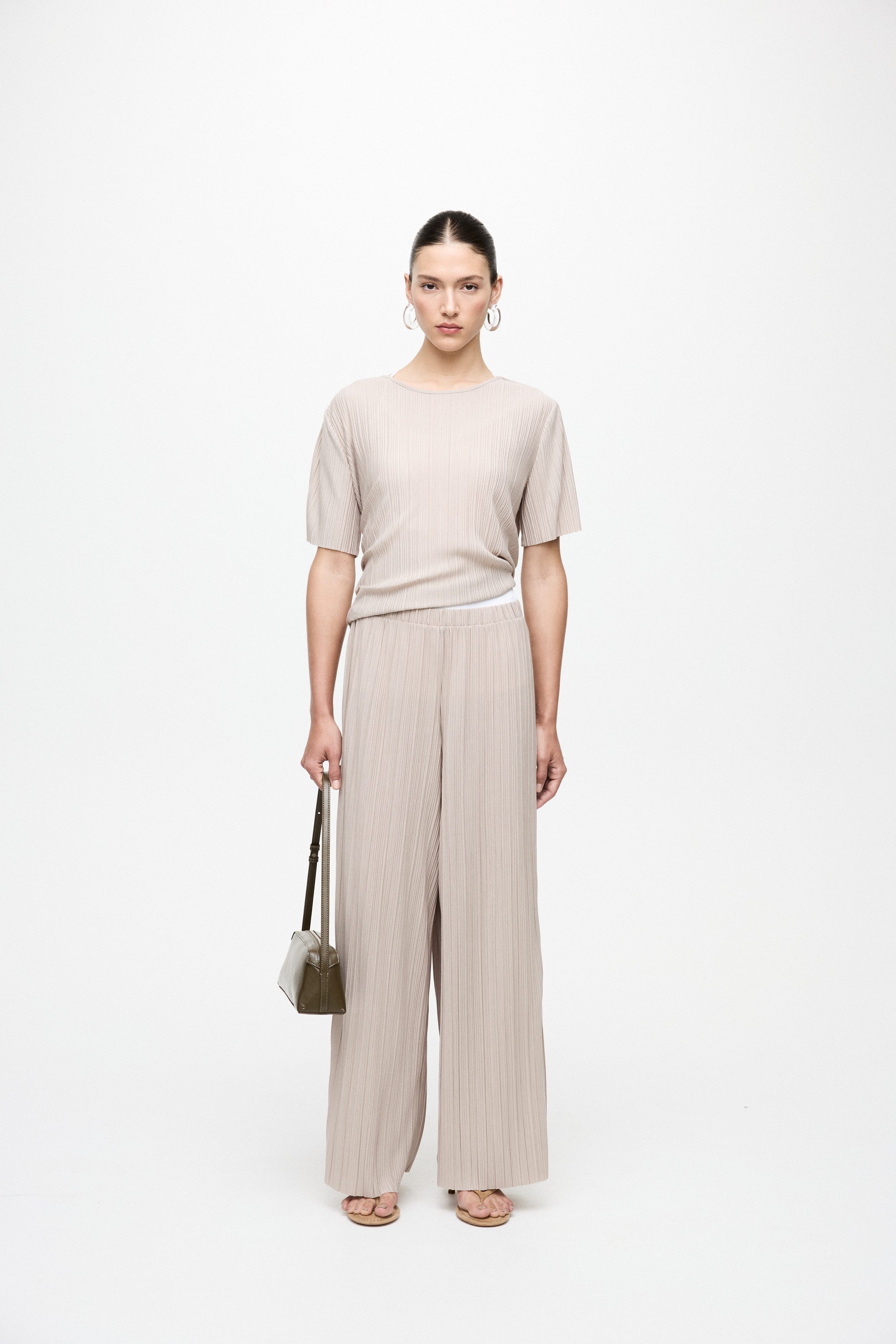 Vila Schlupfhose VIPLISA HW LOOSE PANTS - NOOS Sommerhose, plissierte Optik günstig online kaufen