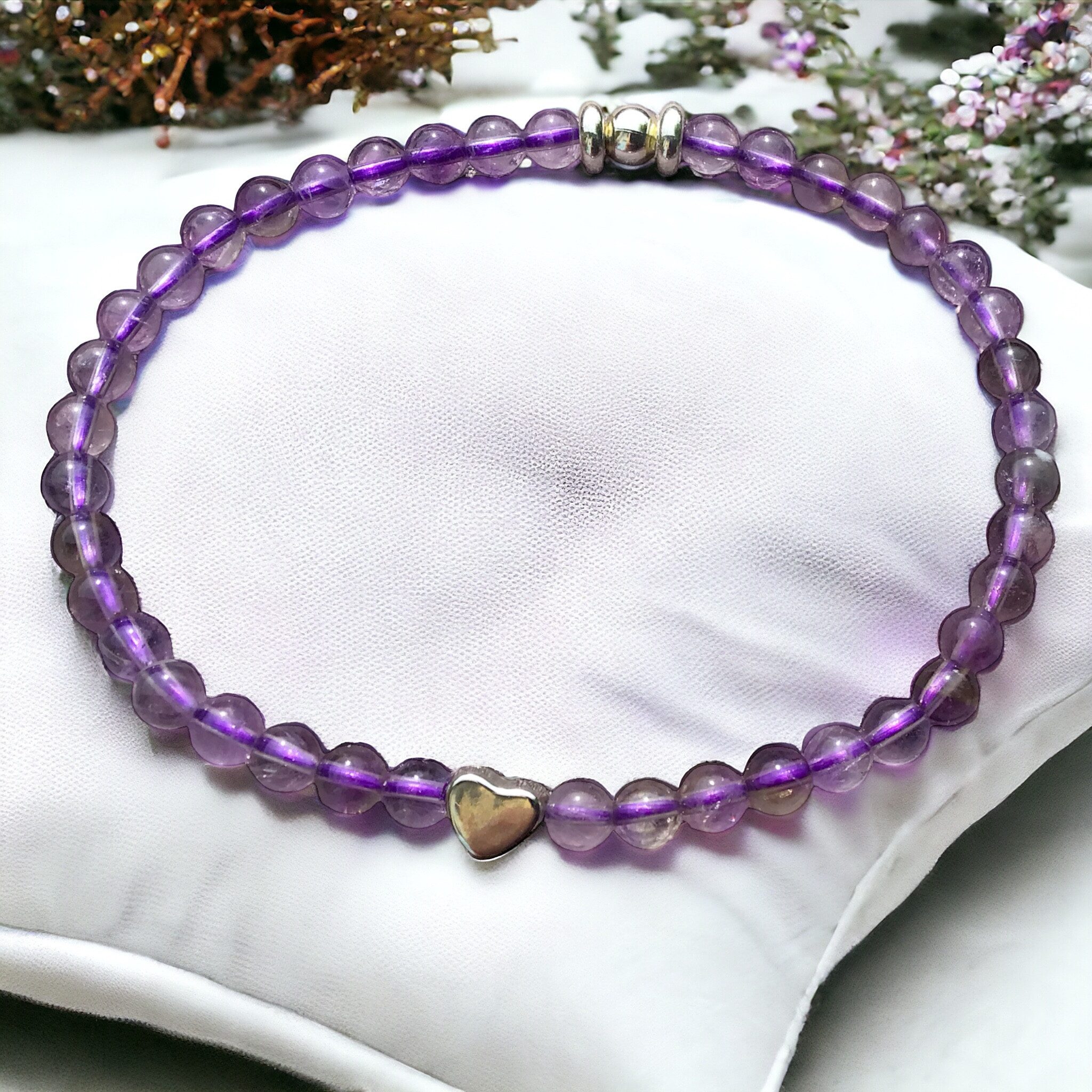 Steinfixx® Perlenarmband Elegantes Perlenarmband Amethyst mit 925 Silberperle (entzückendes, versilbertes Edelstahlherzchen, 1-tlg., Handgemachter Energieschmuck aus Deutschland), Silberschmuck zu jedem Anlass, Reinigung und Kraft, mit Geschenkbox