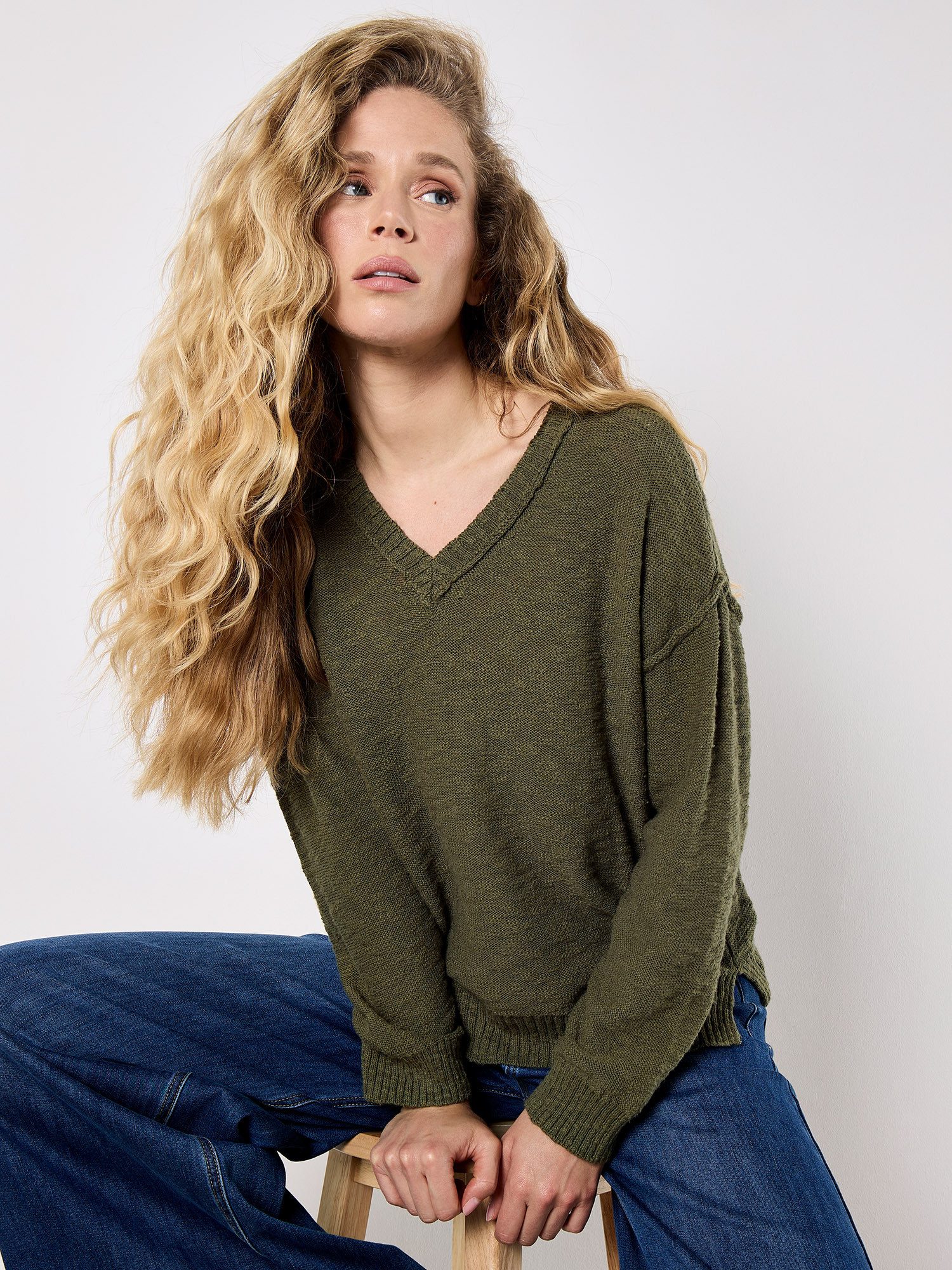 Apricot V-Ausschnitt-Pullover Leichter Baumwollpullover mit sichtbaren Näht günstig online kaufen