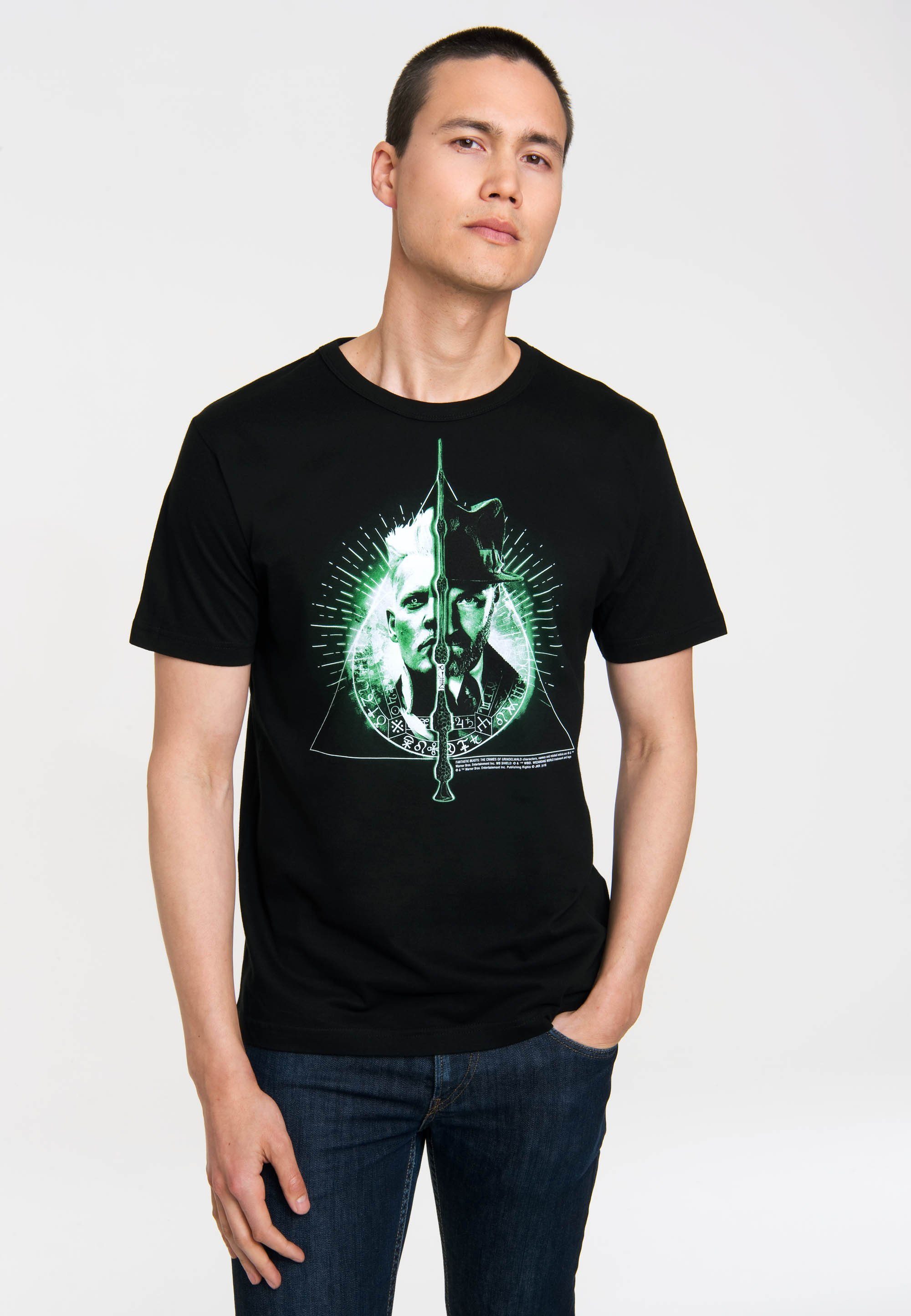 LOGOSHIRT T-Shirt Grindelwald vs Dumbledore mit großem Frontprint
