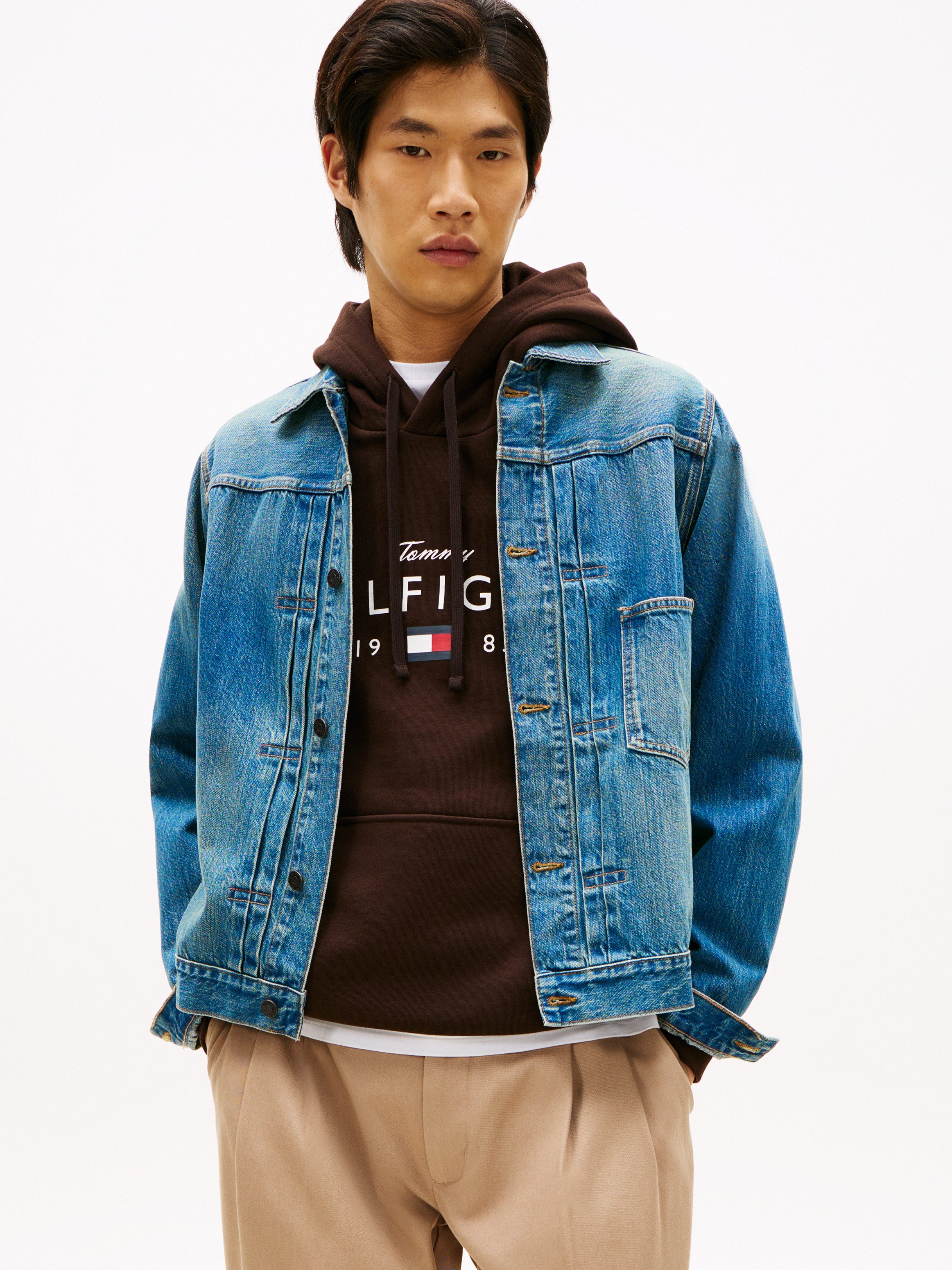 Tommy Hilfiger Jeansjacke TRUCKER Regular fit mit aufgesetzter Tasche