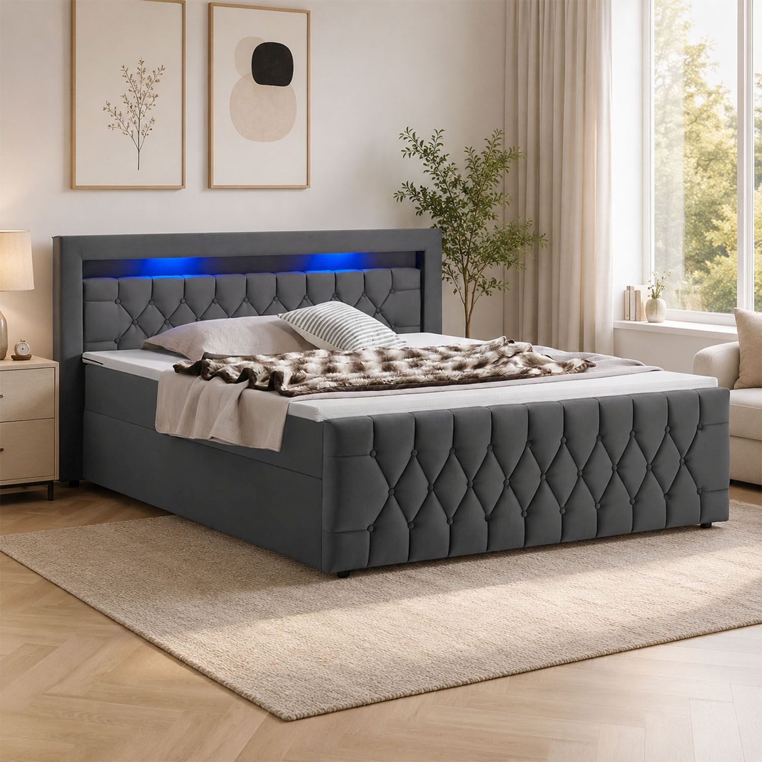 Juskys Polsterbett Leona, 180x200 cm, Boxspringbett-Optik, Samt-Bezug, LED-Licht, H4 Matratze. Reduzierter Preis € 779,99. Unverbindliche Preisempfehlung € 1.099,99