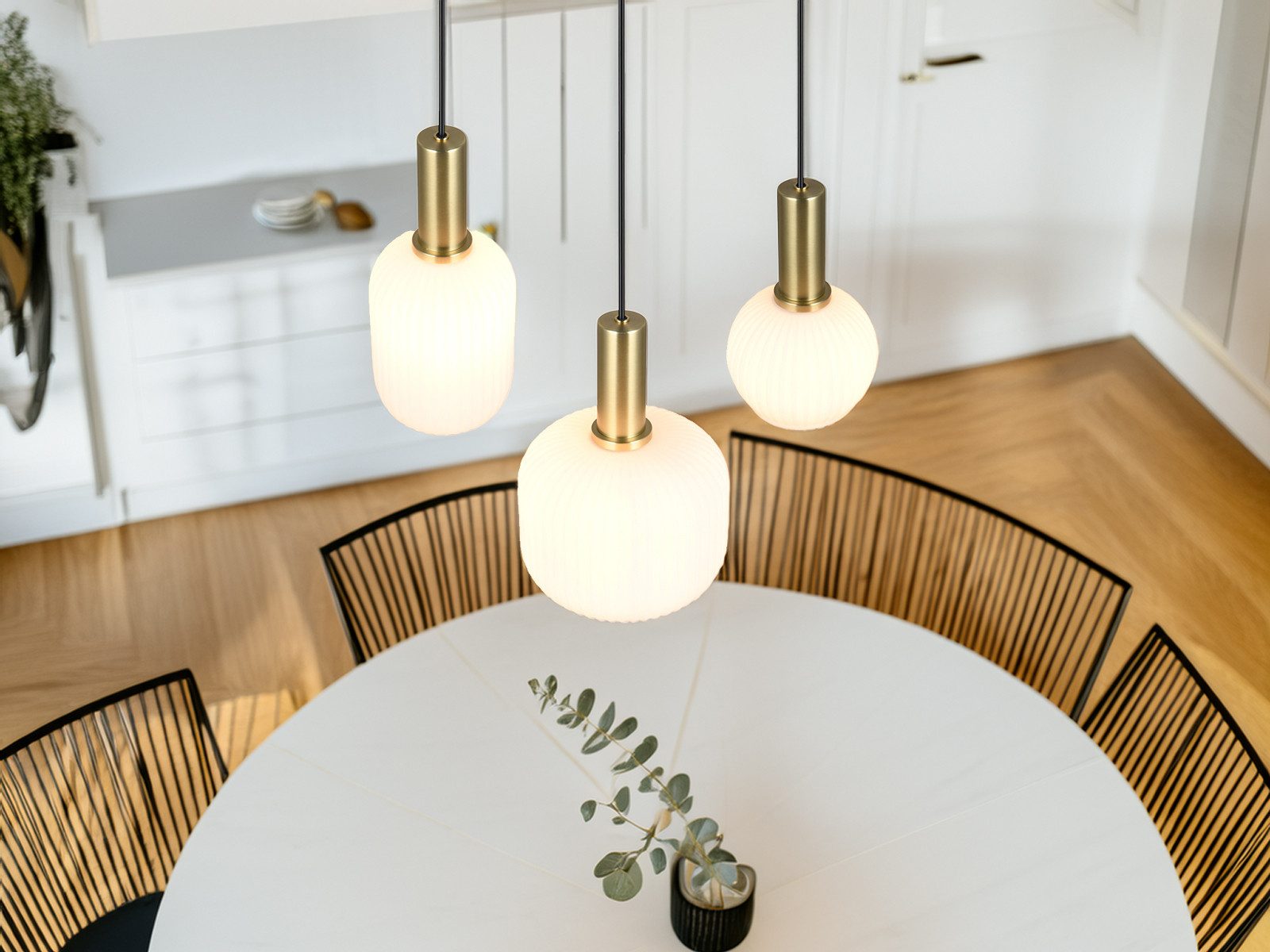 TRIO Leuchten LED Pendelleuchte, Dimmfunktion, LED wechselbar, warmweiß, Cluster Lampenschirm-e Glas hängend Esstisch & Treppenhaus Gold, Ø38cm