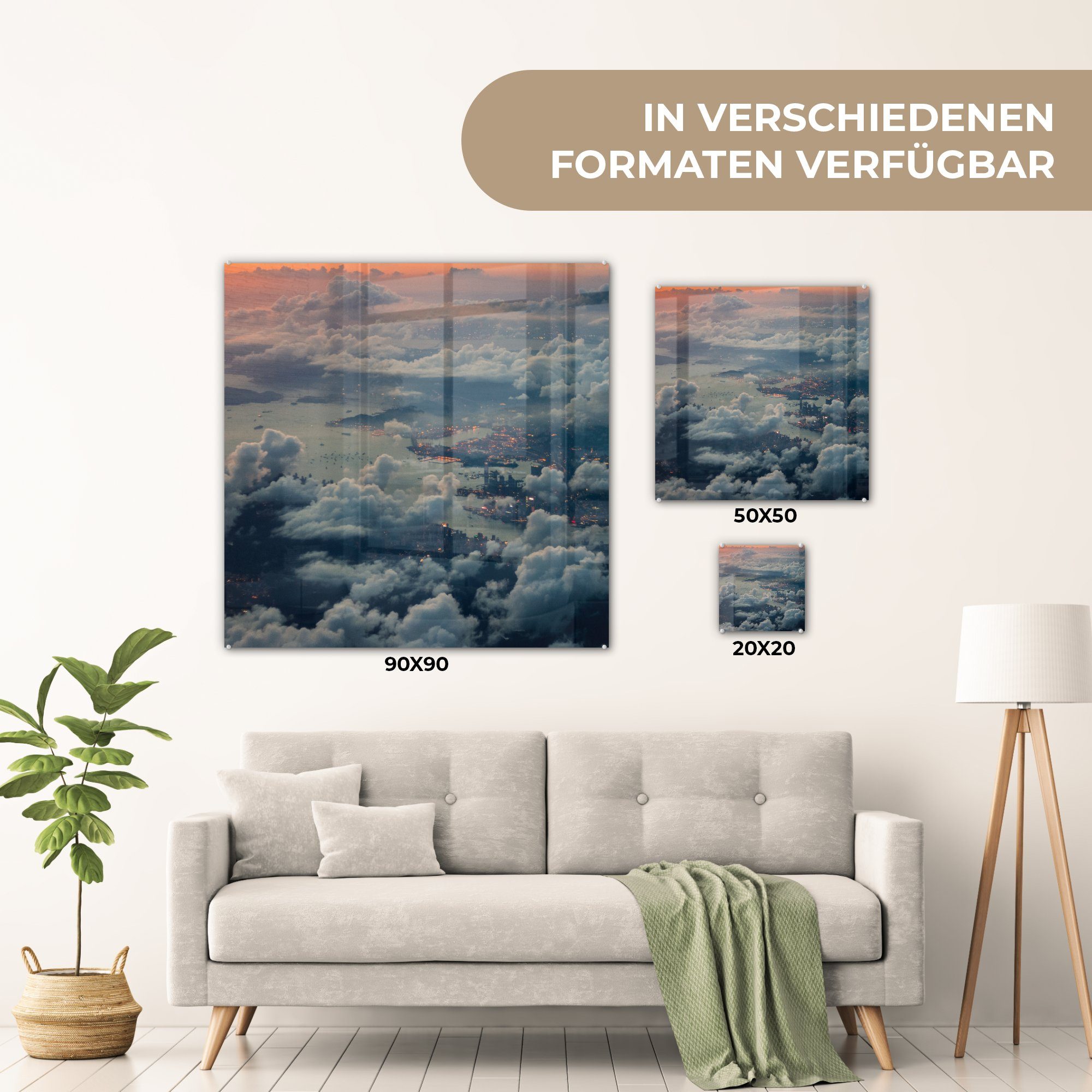 MuchoWow Bilder Hongkong, - - Wolken auf Wanddekoration St), Glas im Wandbild dunklen auf - Acrylglasbild asiatischen Glas Glasbilder (1 Foto von Luftaufnahme