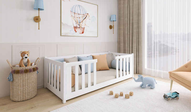 thematys Kinderbett Montessori Bodenbett 90x200cm mit Rausfallschutz und Lattenrost (in weiß), Für Jungen und Mädchen, aus massiven Kieferholz