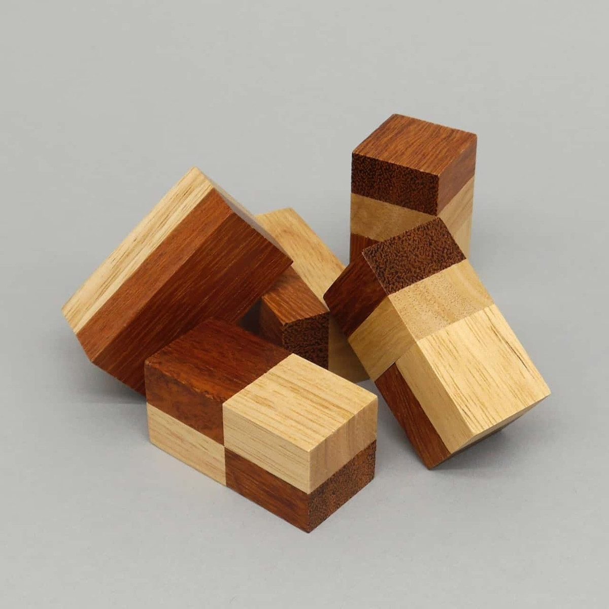 ROMBOL Denkspiele Spiel CUBEMAKER - faszinierendes Legepuzzle, Knobelspiel, exklusiv nur bei uns