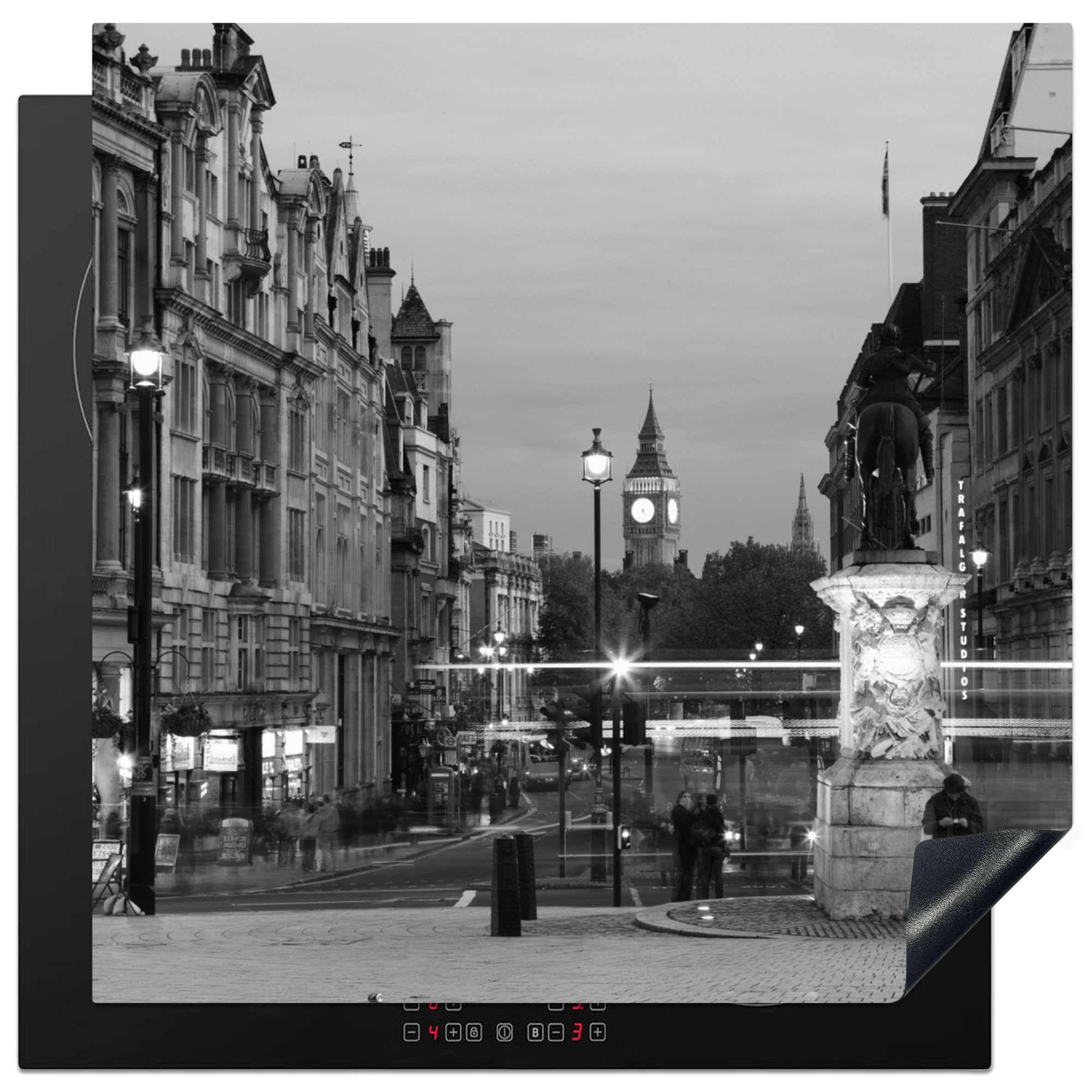 MuchoWow Herdblende-/Abdeckplatte Starker Verkehr rund um den Trafalgar Square in London - schwarz und, Vinyl, (1 tlg), 78x78 cm, Ceranfeldabdeckung, Arbeitsplatte für küche