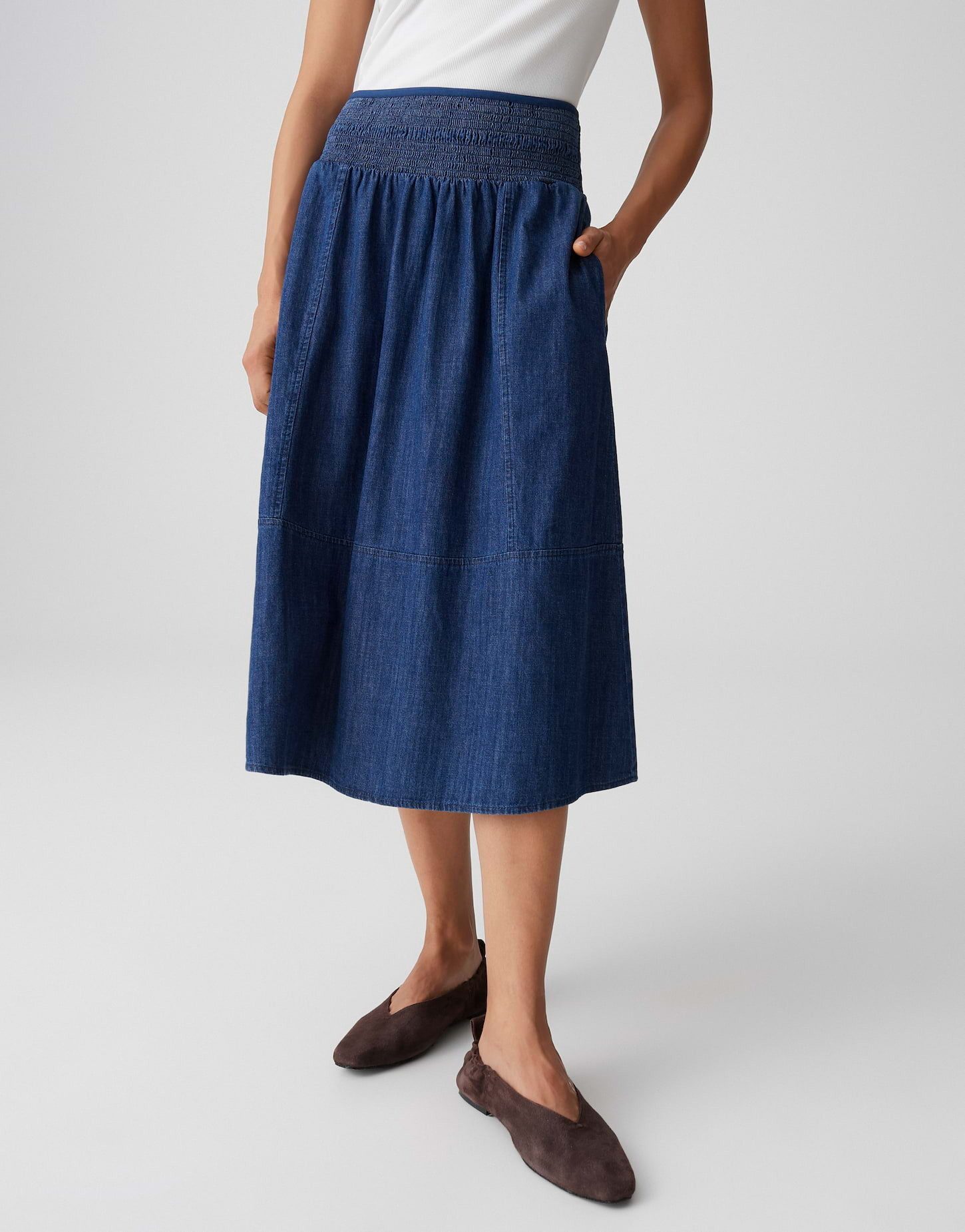 OPUS Jeansrock Ropini aus Denim mit elastischem Komfortbund abgesteppte Teilungsnähte, Nahttaschen in der Seite, fließender Fall