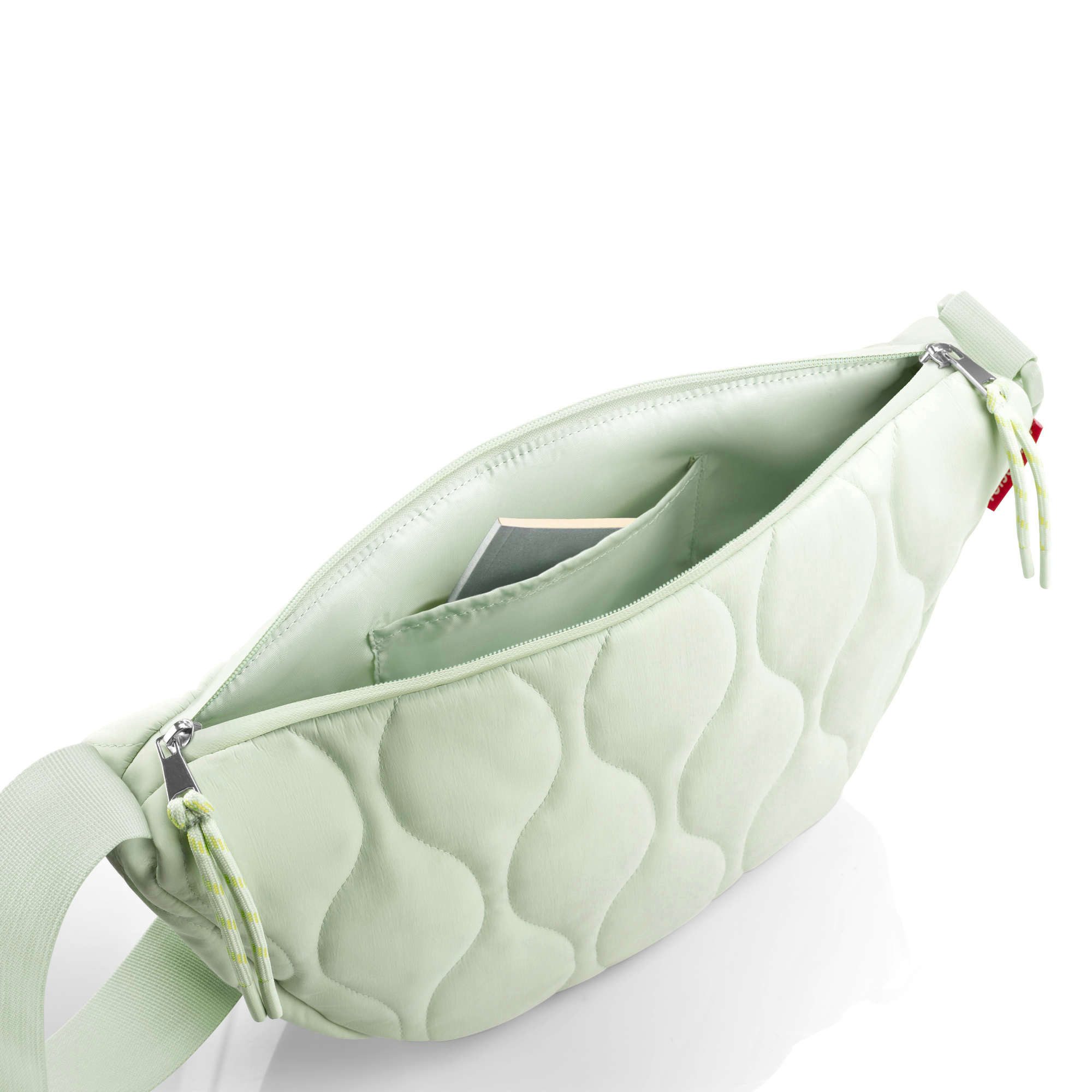 REISENTHEL® Umhängetasche moonbag S puffer iced matcha – Bild 5 von 5