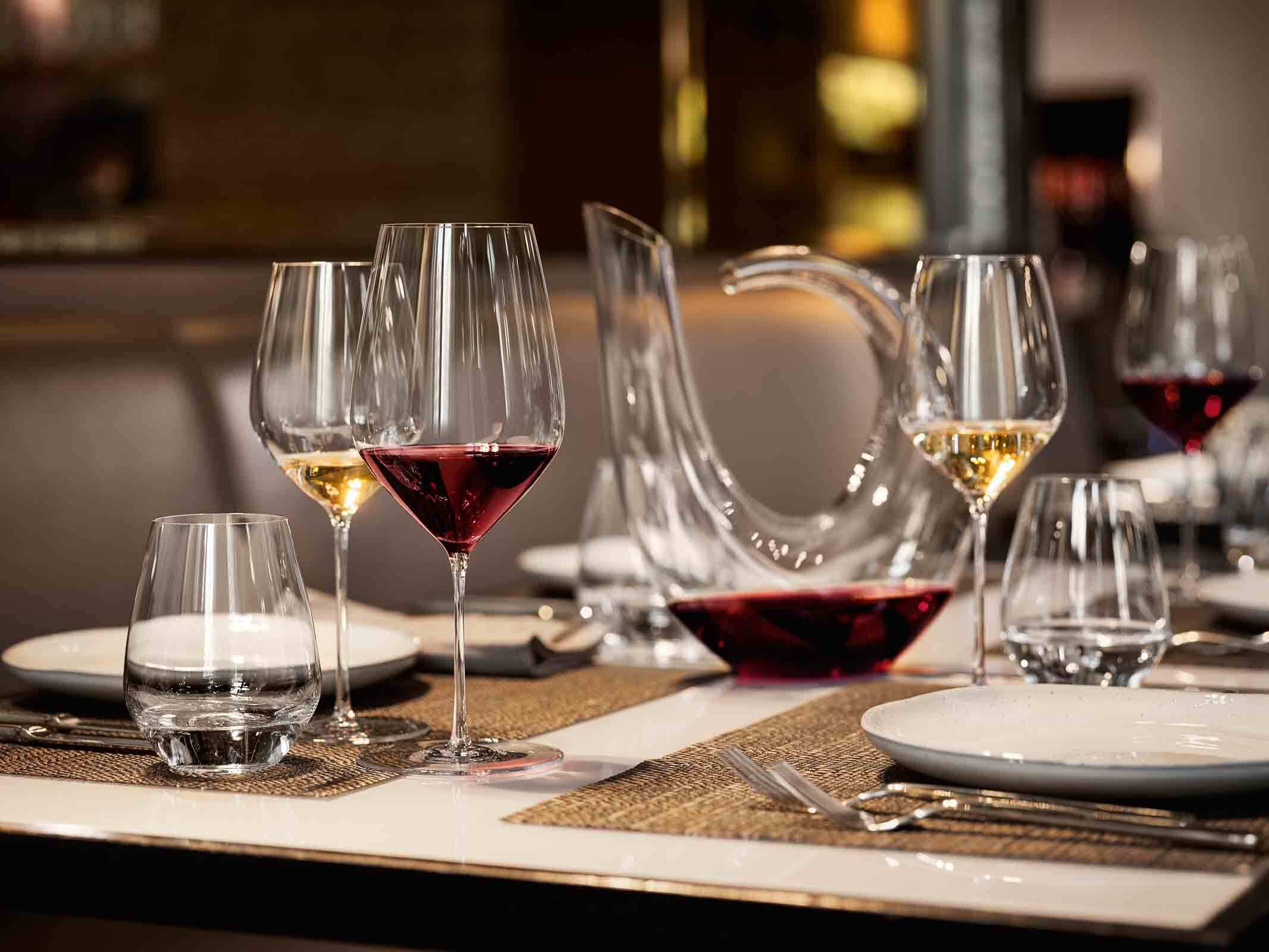 SPIEGELAU Rotweinglas Hi-Lite Bordeauxgläser 650 ml 2er Set, 2-tlg., Glas