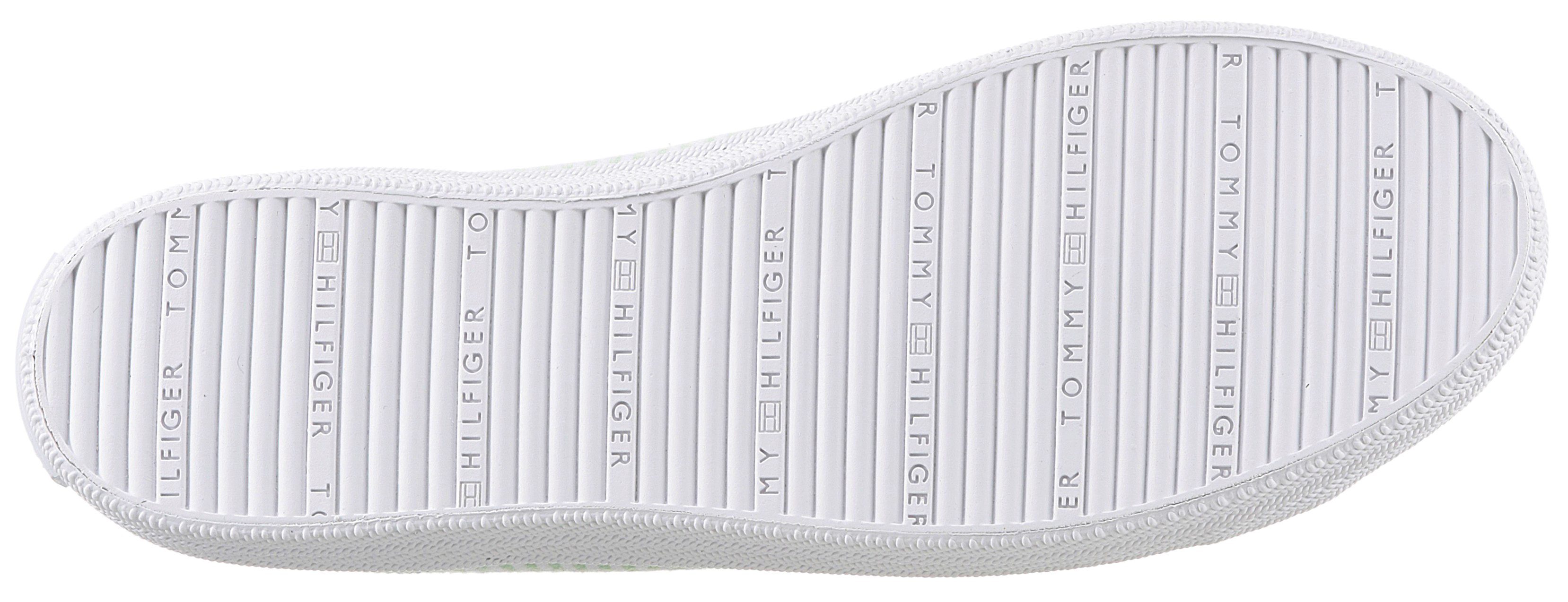 Tommy Hilfiger ESSENTIAL SNEAKER mit Sneaker SEERSUCKER mint-weiß TH-Stickerei IN