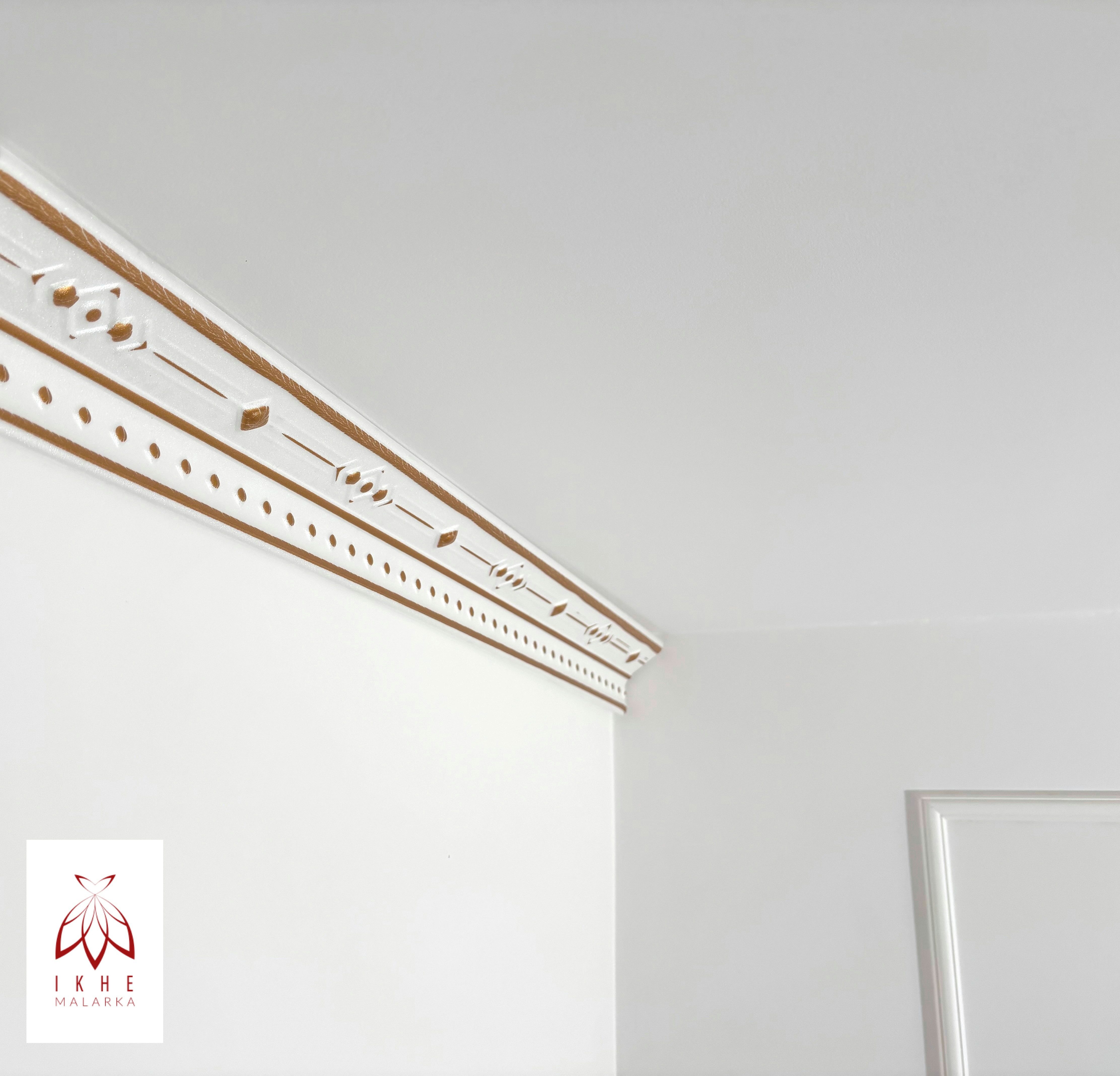 IKHEMalarka Deckenleiste Stuckleisten aus XPS Polystyrol – weiße Zierleisten 1 Meter, Kleben Montagekleber (z. B. Pattex DK Flex 1000), 1 Stück = 1 Meter Länge, – Bild 2 von 5