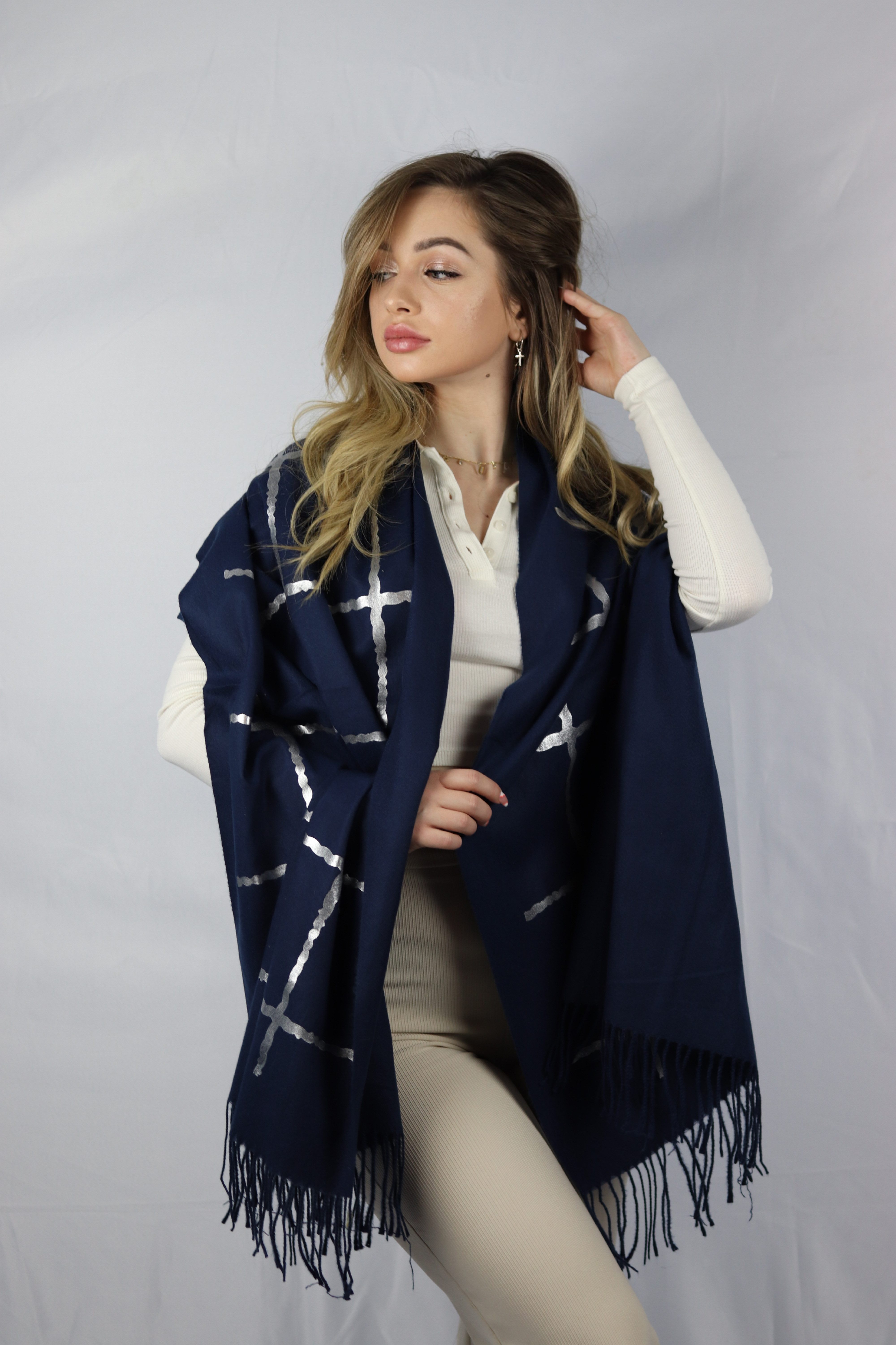 herémood Wollschal Damen Schal, kuschelweich Modeschal Fransen Winterschal günstig online kaufen