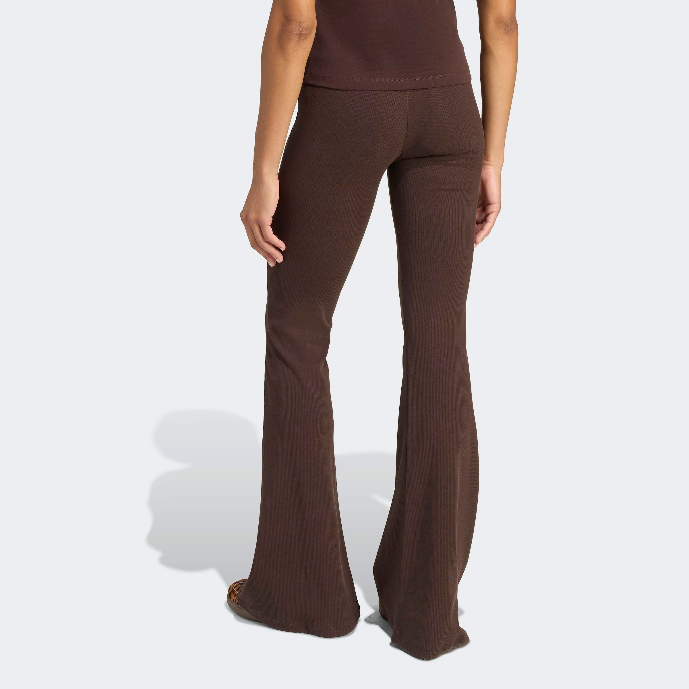 adidas Originals Leggings ESSENTIALS RIB FLARED (1-tlg) mit ausgestelltem B günstig online kaufen