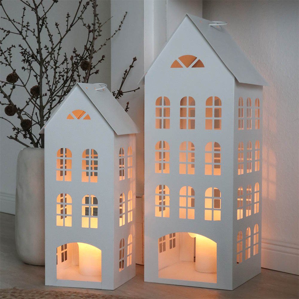 aus HOME Dekohaus Metall Grafelstein WHITE Haus H60cm Kerzenlaterne weiß