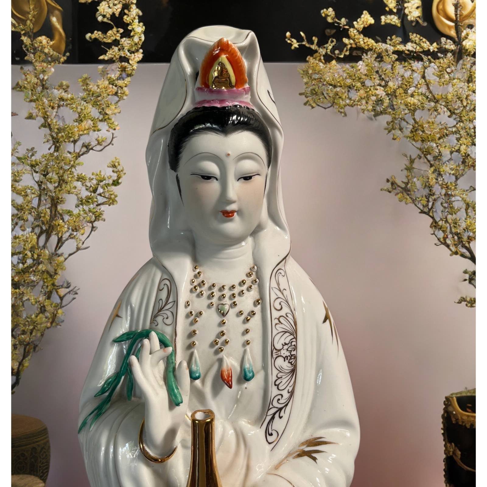 Figur 66 Kwan-Yin groß Porzellan aus cm LifeStyle Buddha Buddhafigur Asien
