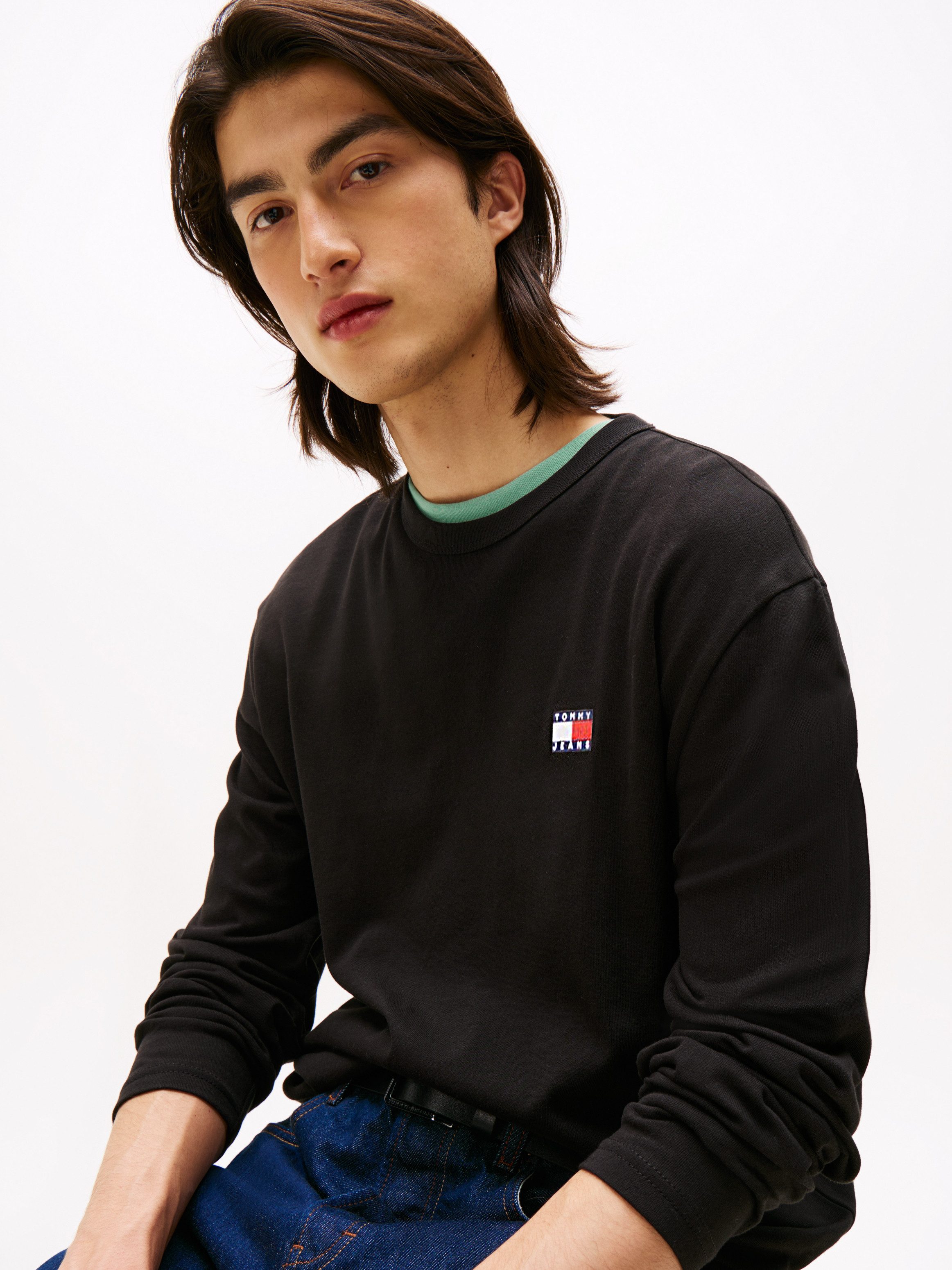 Tommy Jeans Langarmshirt TJM REG BADGE TEE LS EXT – Bild 2 von 5