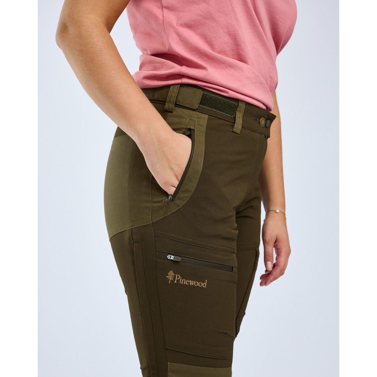 Pinewood Outdoorhose Finnveden Hybrid Extreme Women Trouser Hochfunktionale Damenhose mit wasserdichter Membran, ideal für