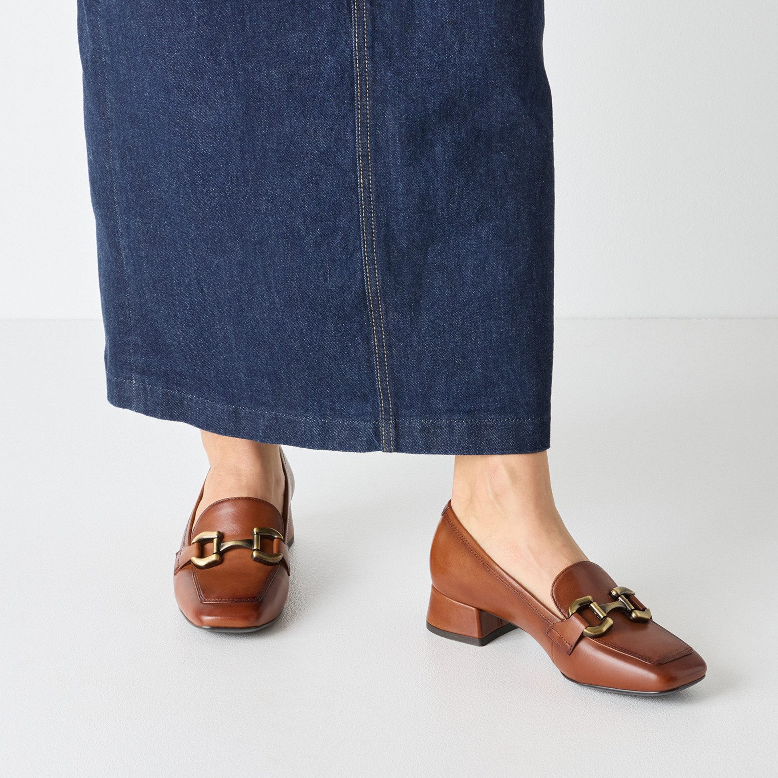 Tamaris Pumps, Blockabsatz, Slipper, Businessschuh mit Zierriegel, Schmucke günstig online kaufen