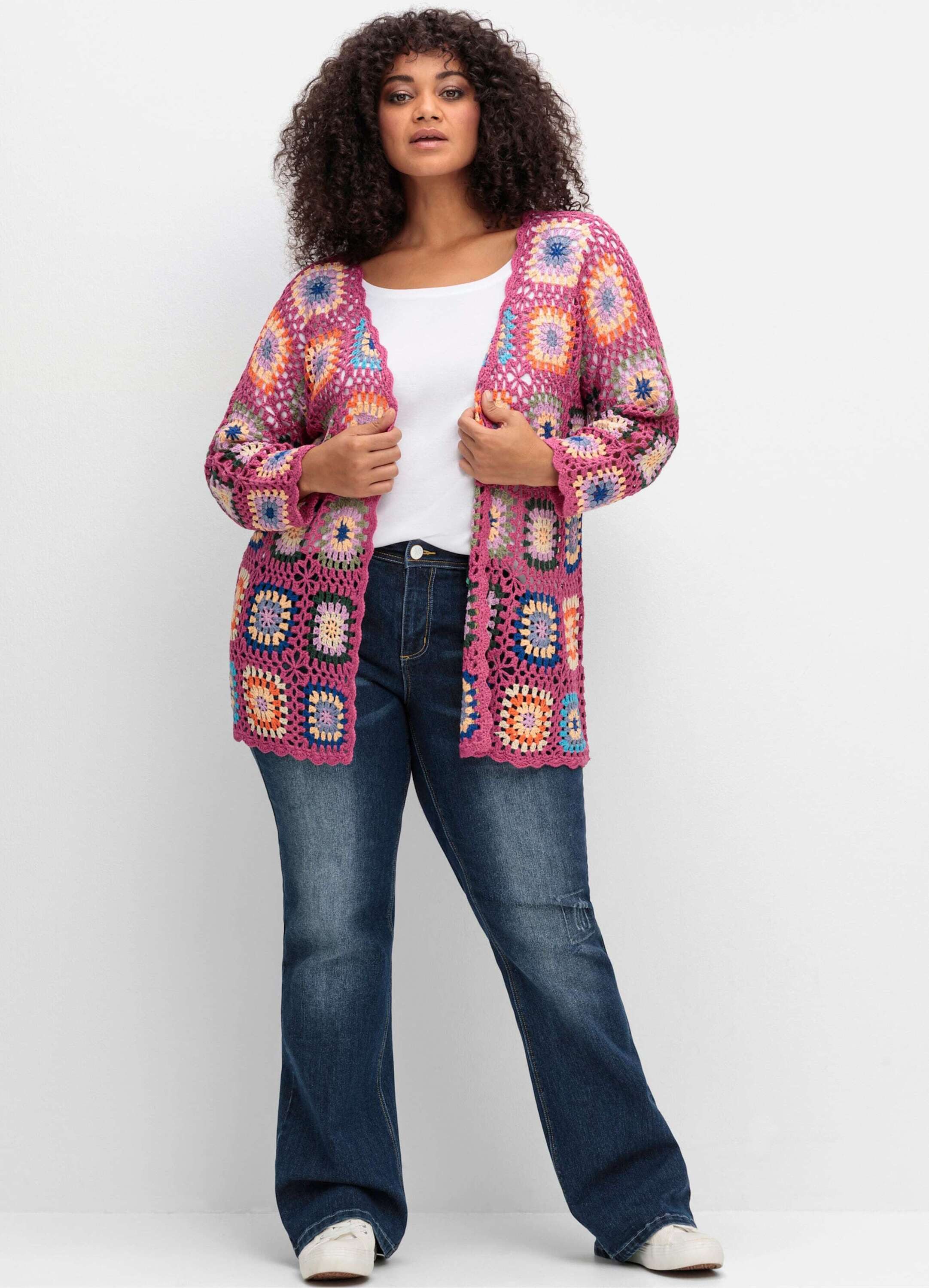 sheego by Joe Browns Strickjacke Cardigan Langarm in Häkeloptik, mit Crochet-Muster