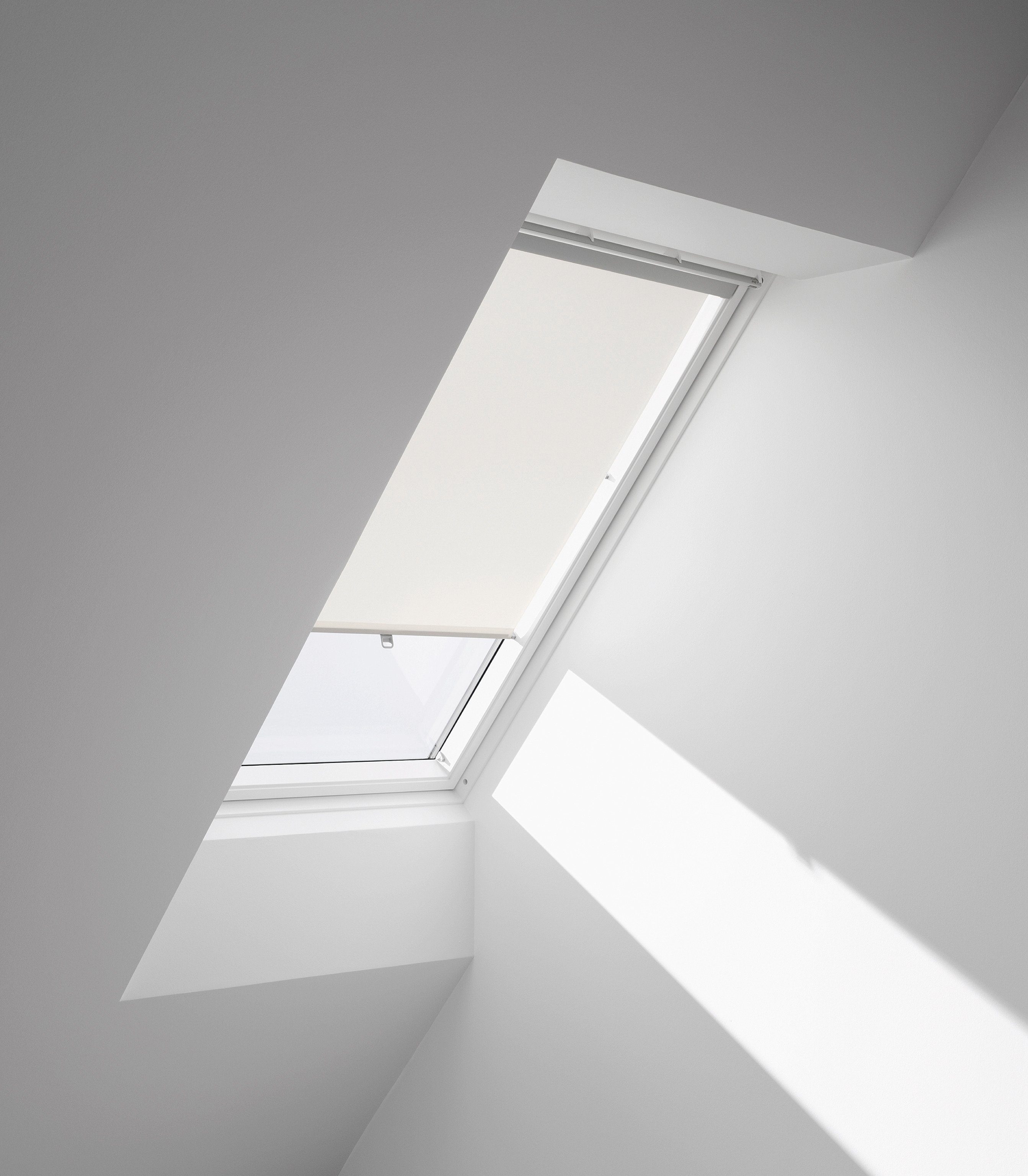 Dachfensterrollo, VELUX, VELUX Lichtschutz, Click!« & »Pick