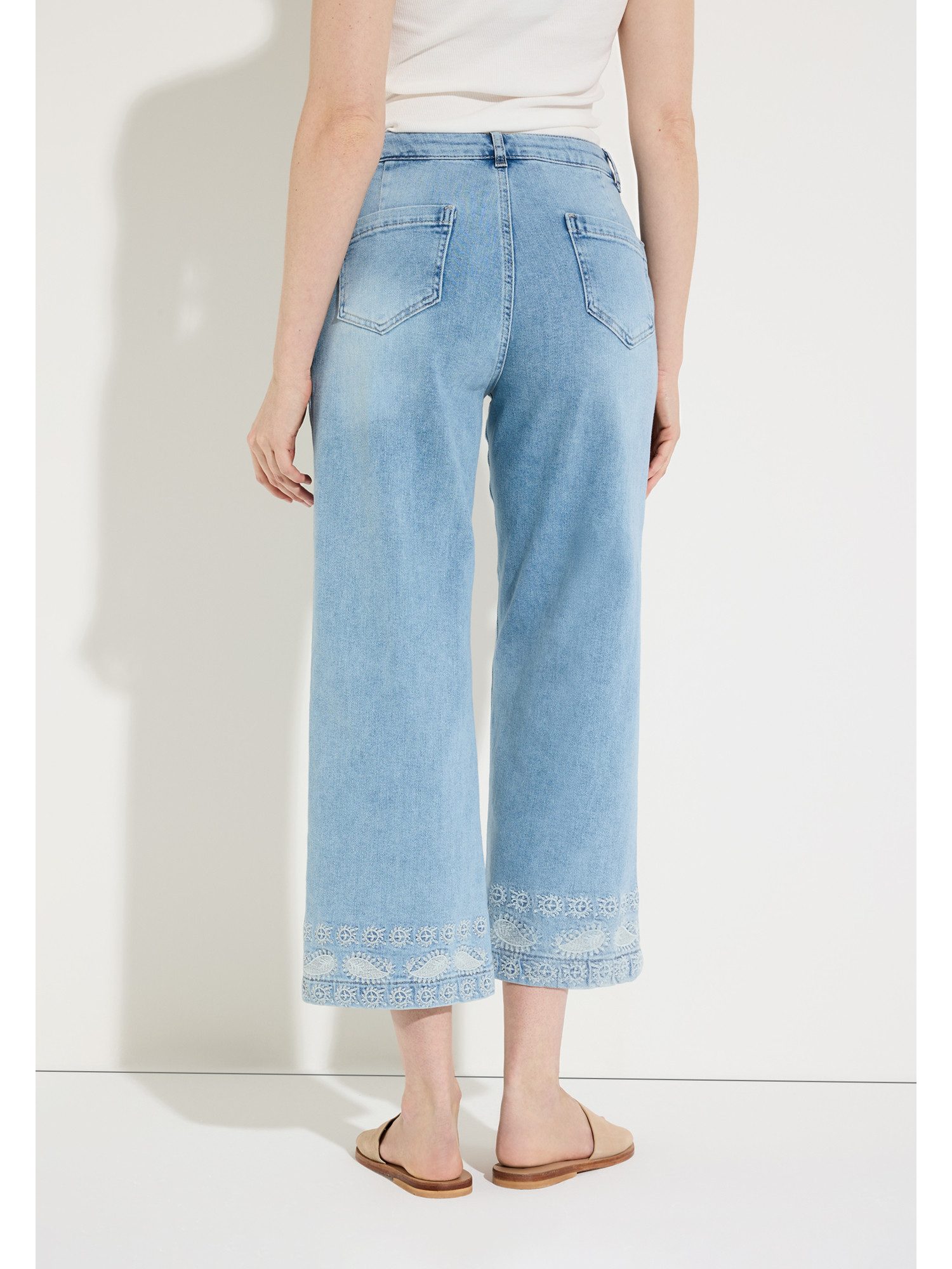 MORE&MORE Regular-fit-Jeans verkürzte Jeans, bestickter Saum