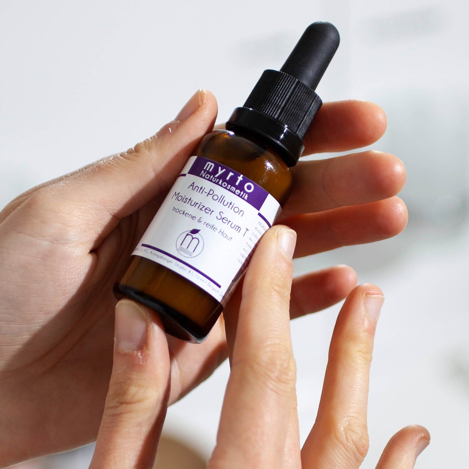 myrto Naturkosmetik Gesichtsserum Anti-Pollution Feuchtigkeitsserum T - trockene und reife Haut, Bestbewertung bei Codecheck: 100% EMPFEHLENSWERT (grüner Ring)