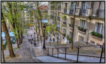 Papermoon Infrarotheizung Montmartre in Paris, sehr angenehme Strahlungswärme