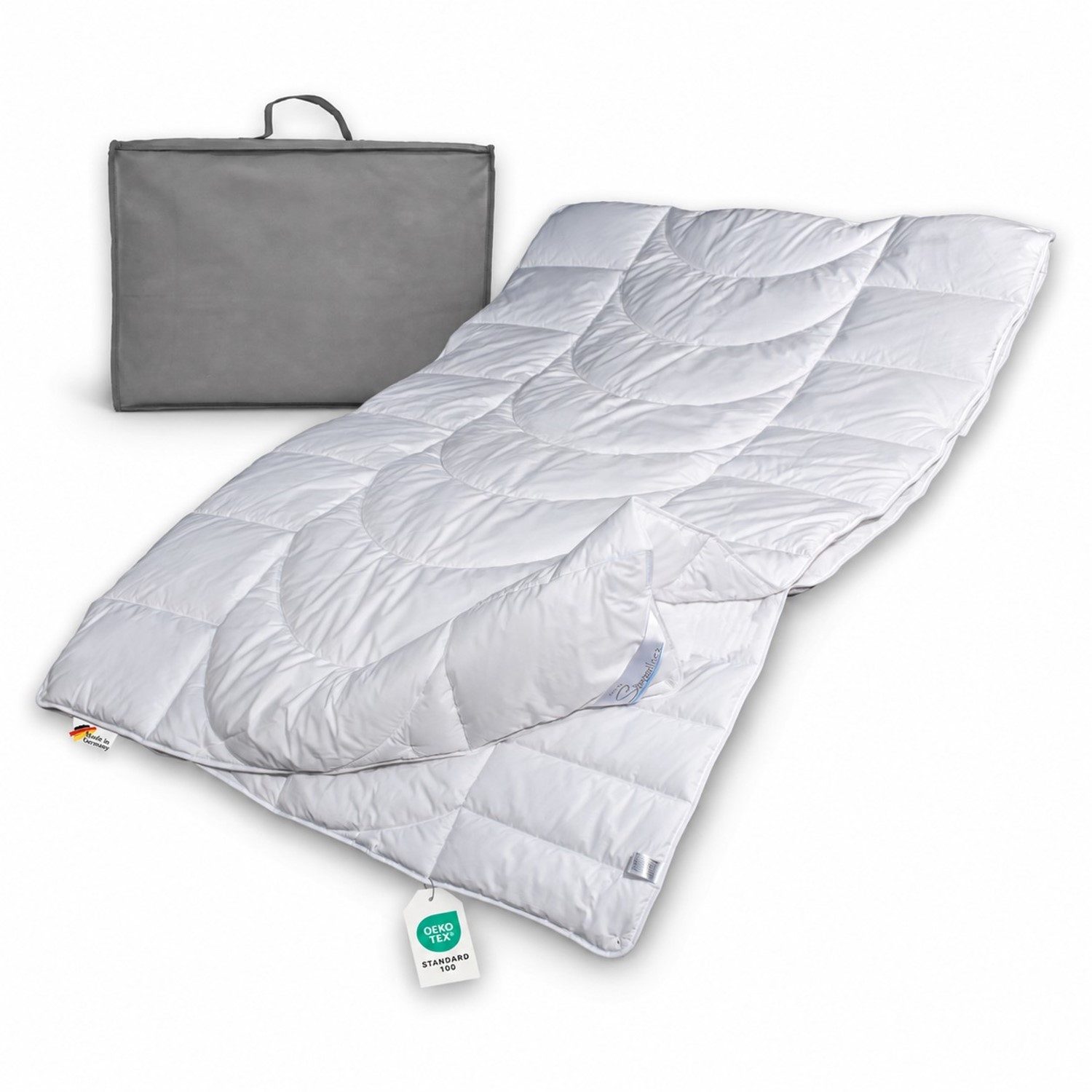 Sympathica 4-Jahreszeitenbett Extra warme 4 Jahreszeiten Bettdecke Sommerbett Winterbett 135x200 Sym, Füllung: 100% Funktionsfaser, Softpolyester, Bezug: Microfaser