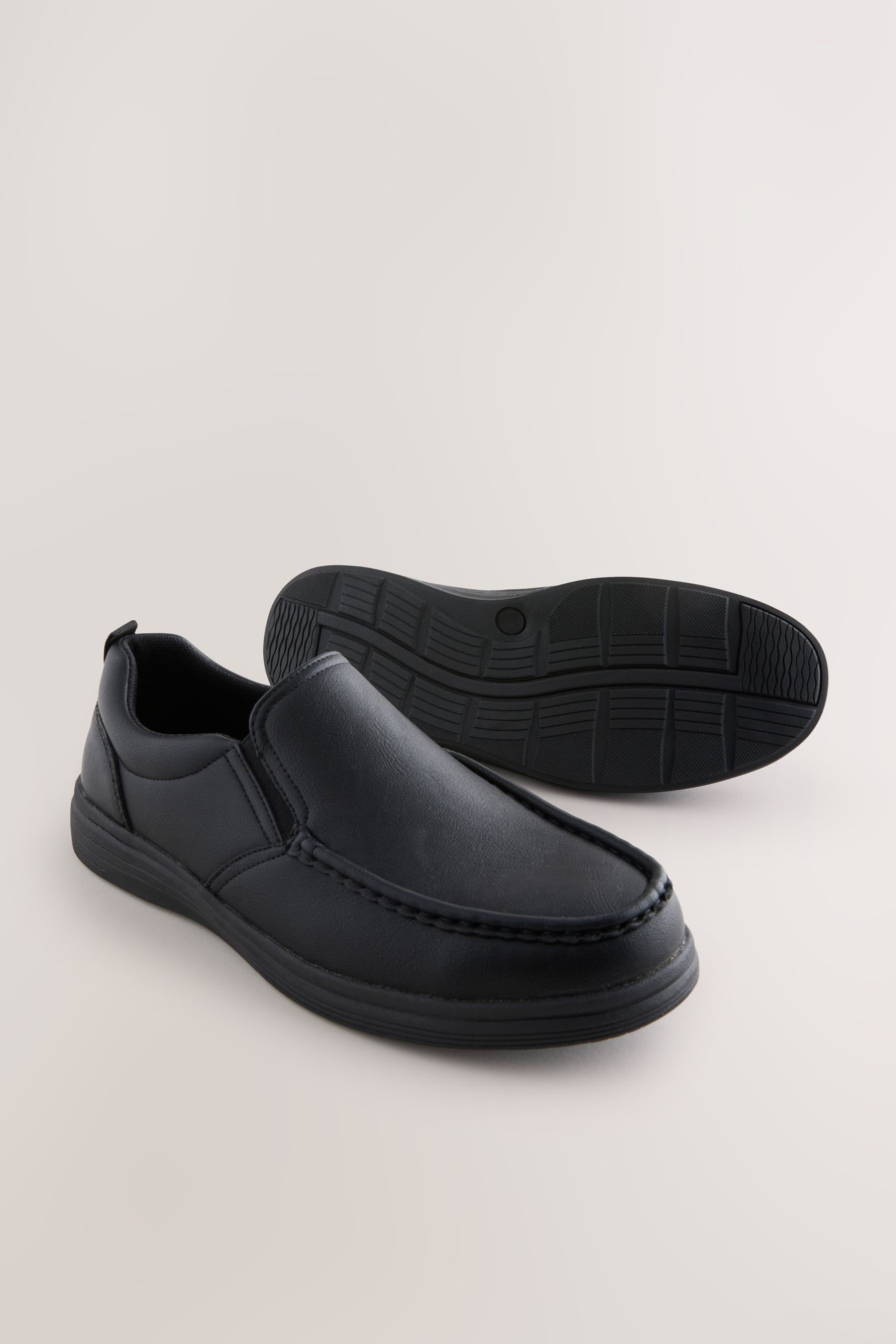 Next Schlupfschuhe mit Blatteinsatz Slipper (1-tlg)