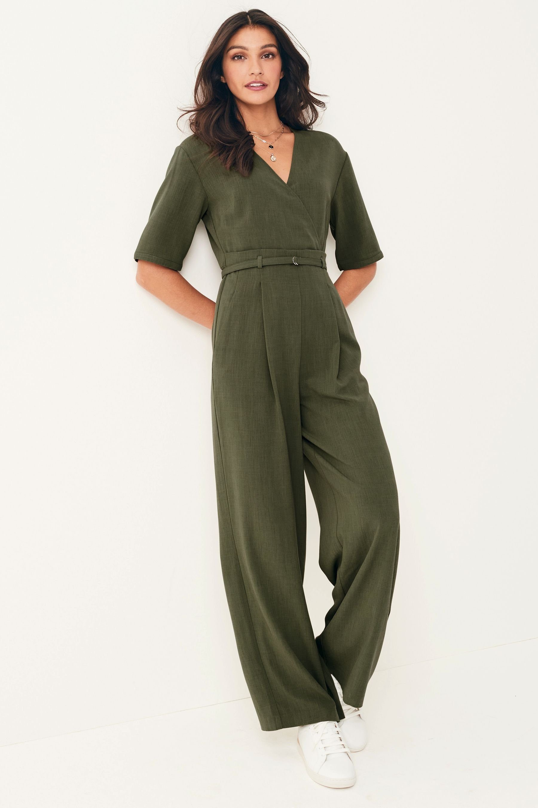 weitem Bein Khaki (1-tlg) Green und Next Overall mit Gürtel Jumpsuit