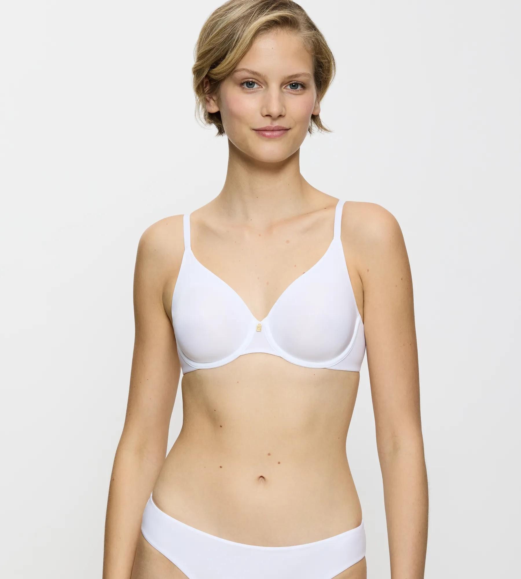 Triumph Bügel-BH Body Make-Up Essentials W Spacer-Cups, atmungsaktiv, nahtlos, leicht
