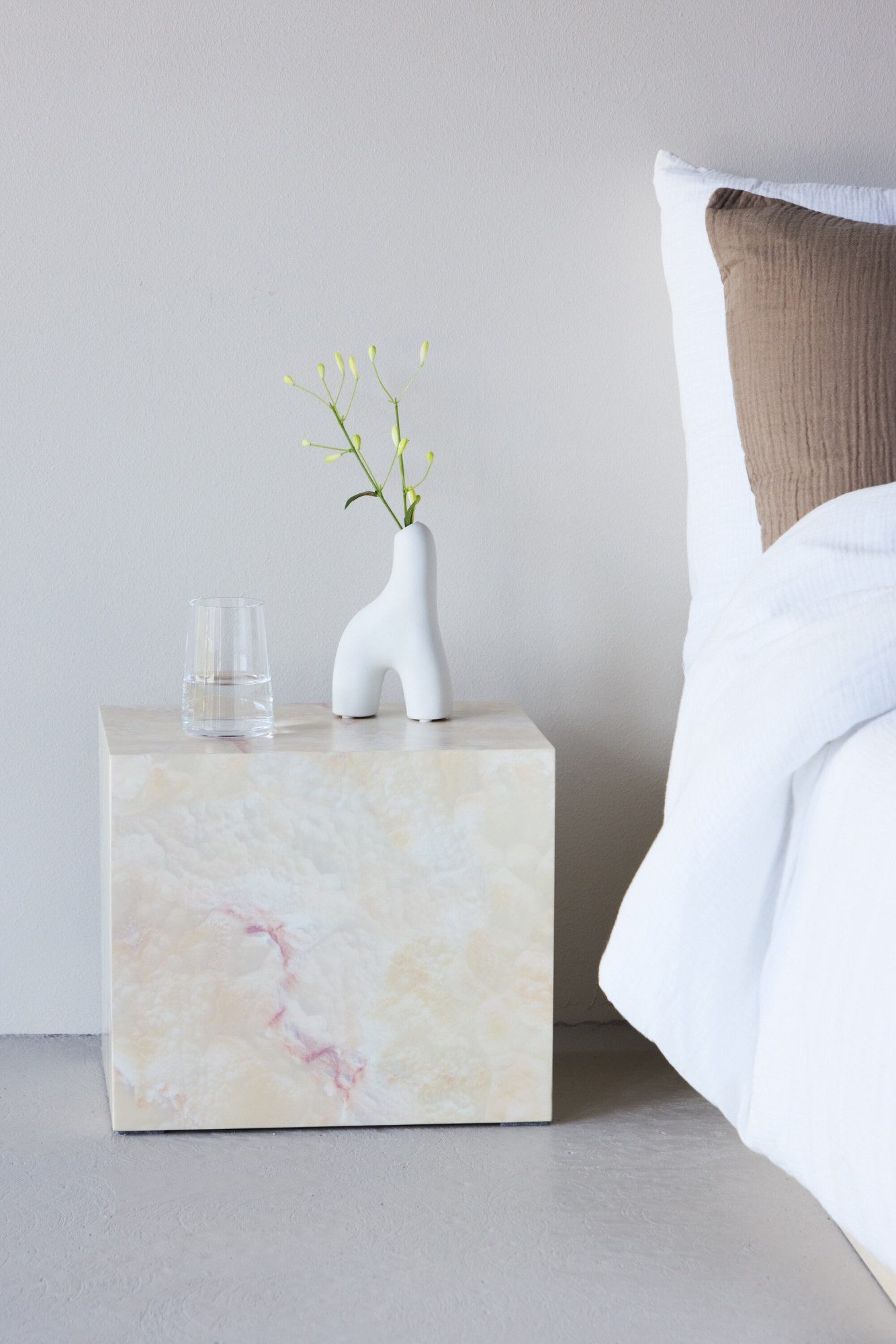 Venture Home Beistelltisch York, kompakter Beistelltisch in Steinoptik, 35 × 30 cm, Ablagetisch, MDF, Papierlaminat, kompakt, dekorativ, vielseitig