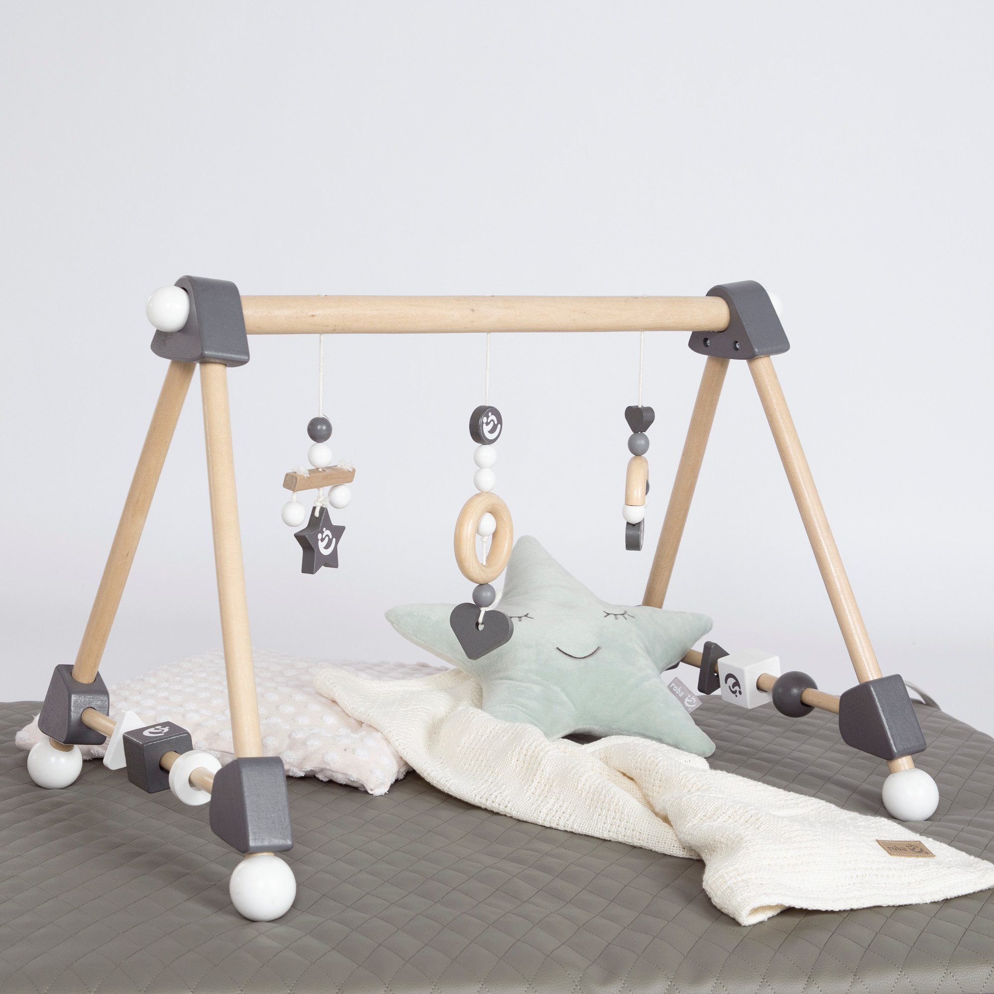 roba® Spielbogen Spieltrapez, Spielbogen für Babys, höhenverstellbare Spielelemente aus Holz