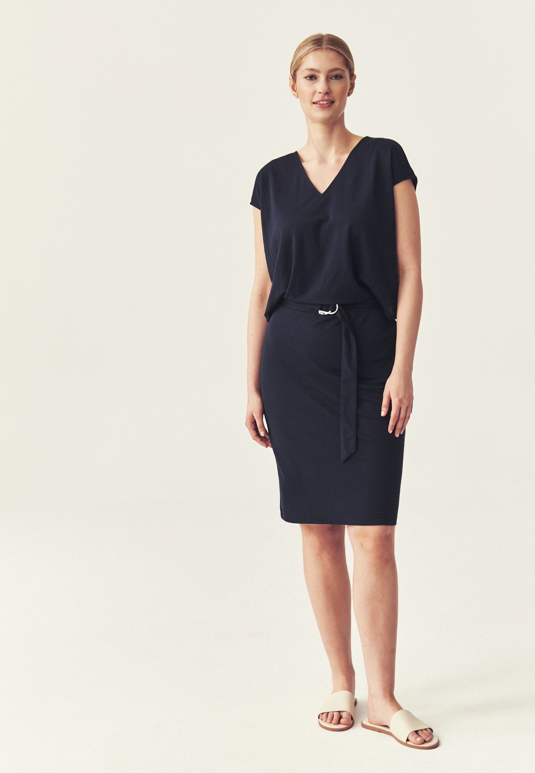 TATUUM Jerseykleid Strickkleid Mit Viskose - Armor