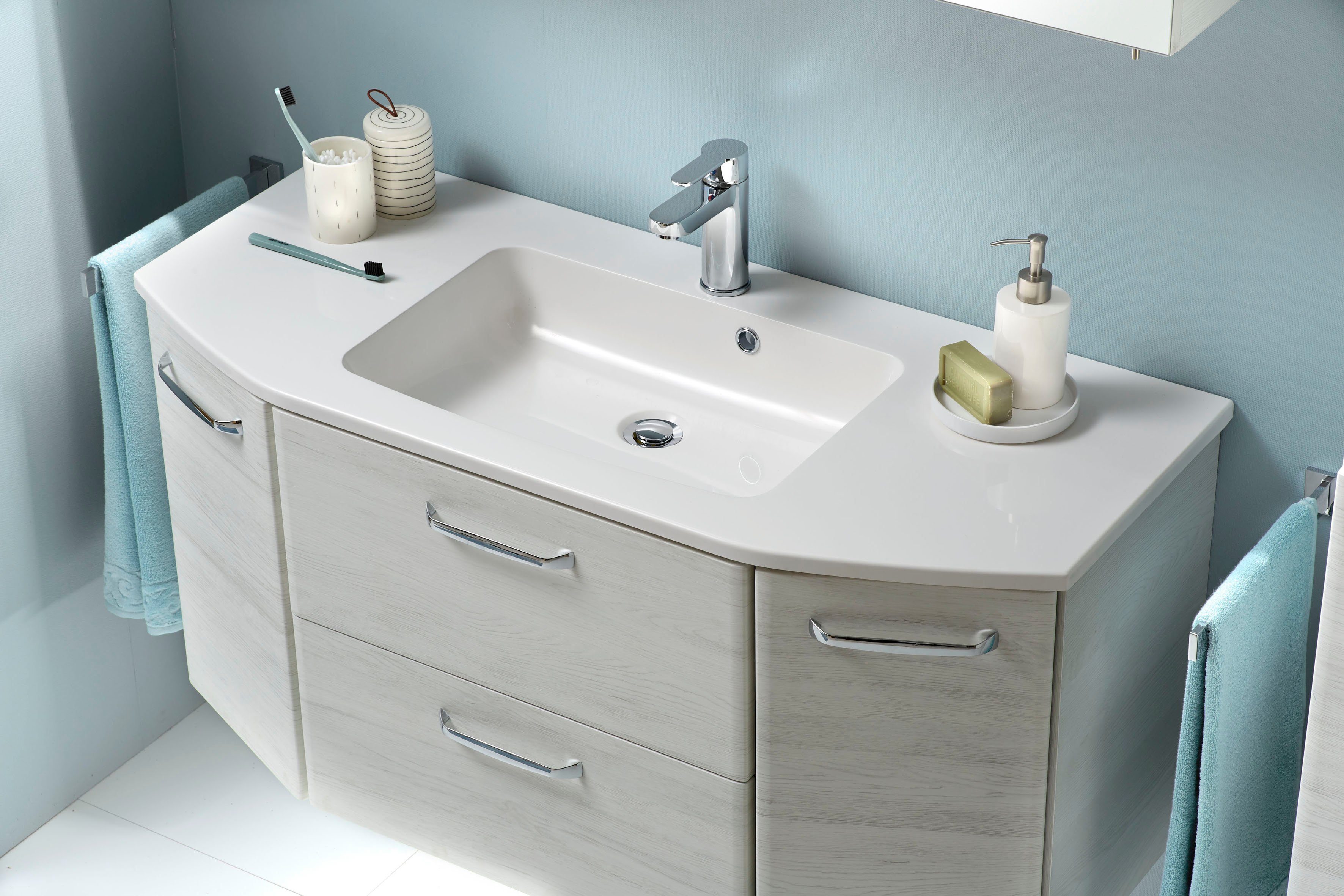 Saphir Quickset vanity unit including mineral marble washbasin, 112cm wide, 2 doors, base cabinet with sink, including door dampers, chrome handles