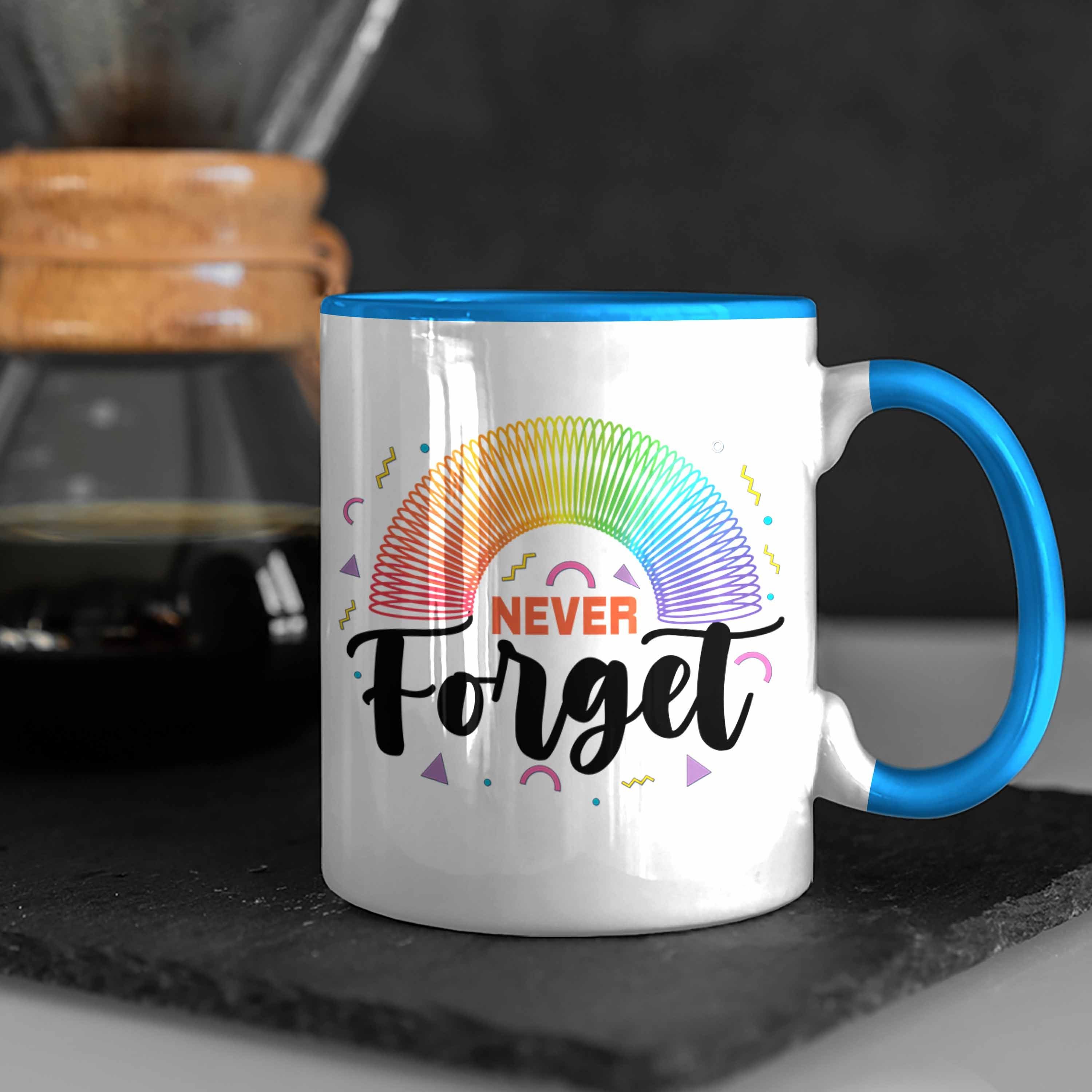 Trendation Tasse Trendation Forget Jahre Never 80er Erinerrung Party Tasse Blau Geschenkidee - Geschenk Lustige Neunziger 90's