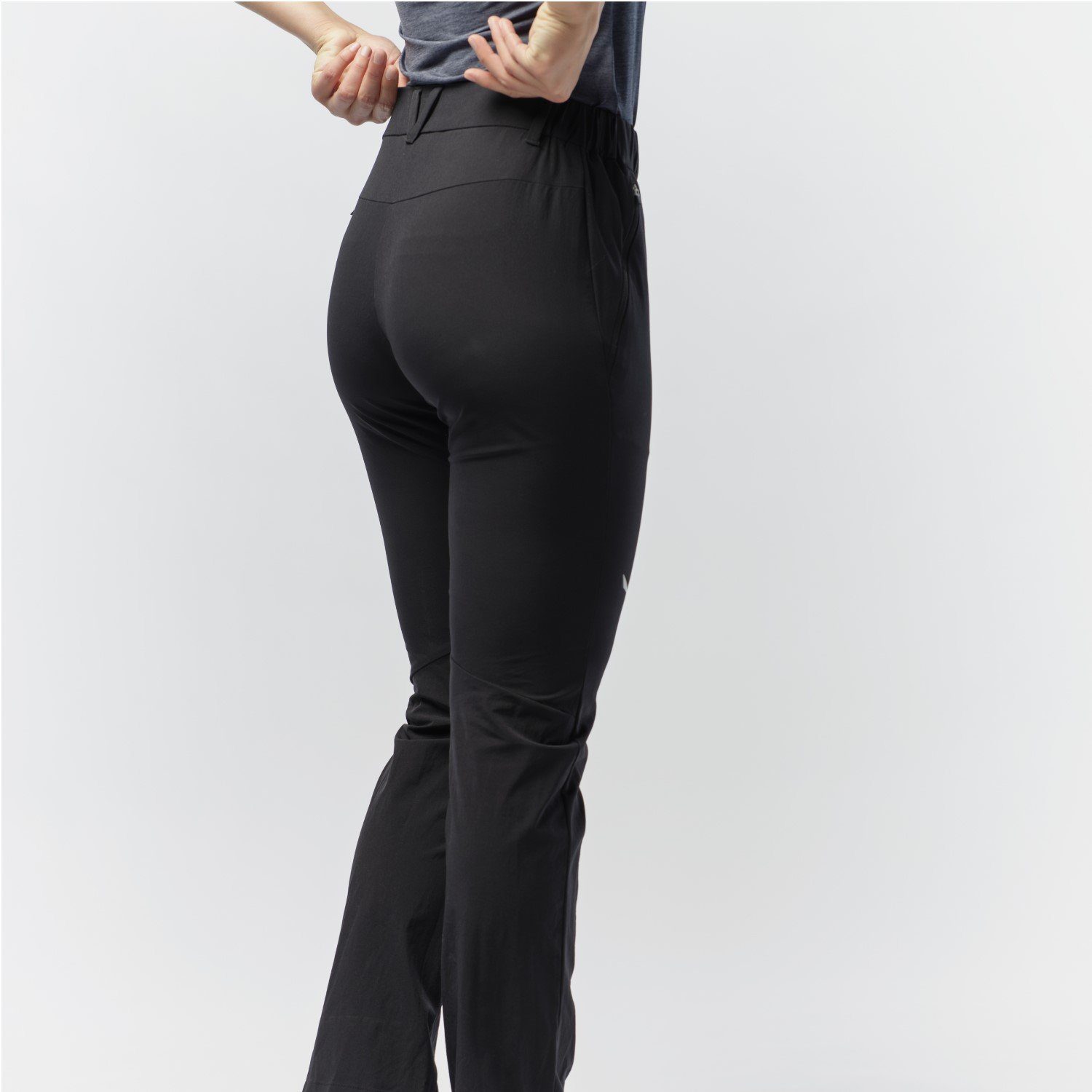 dünn leicht Damen Talvena Salewa Softshellhose (0-tlg) und Outdoorhose Schwarz