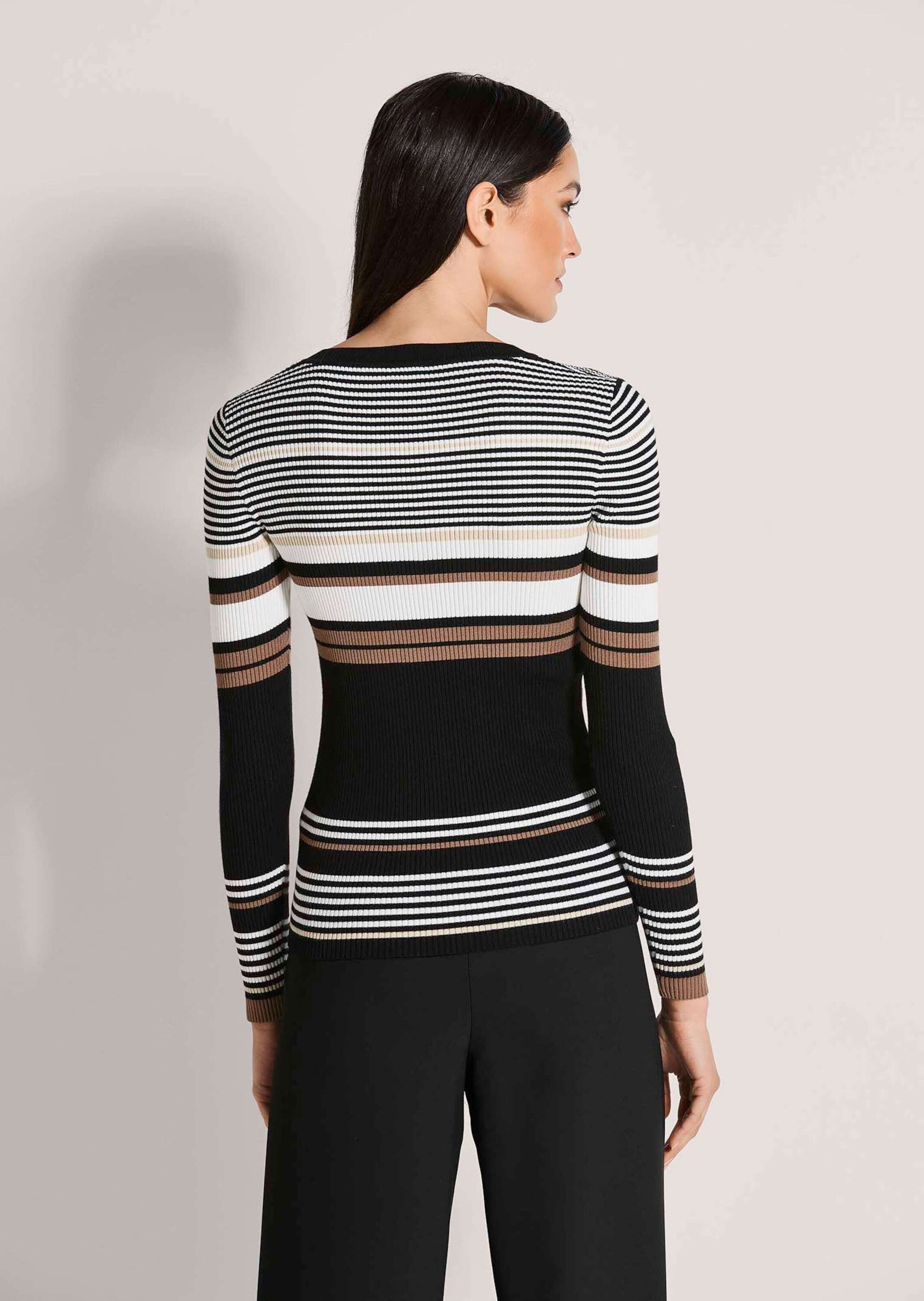 MADELEINE Strickpullover Viskosepullover mit Streifen-Muster Streifenpullover mit V-Ausschnitt, Rippenblenden und Langarm