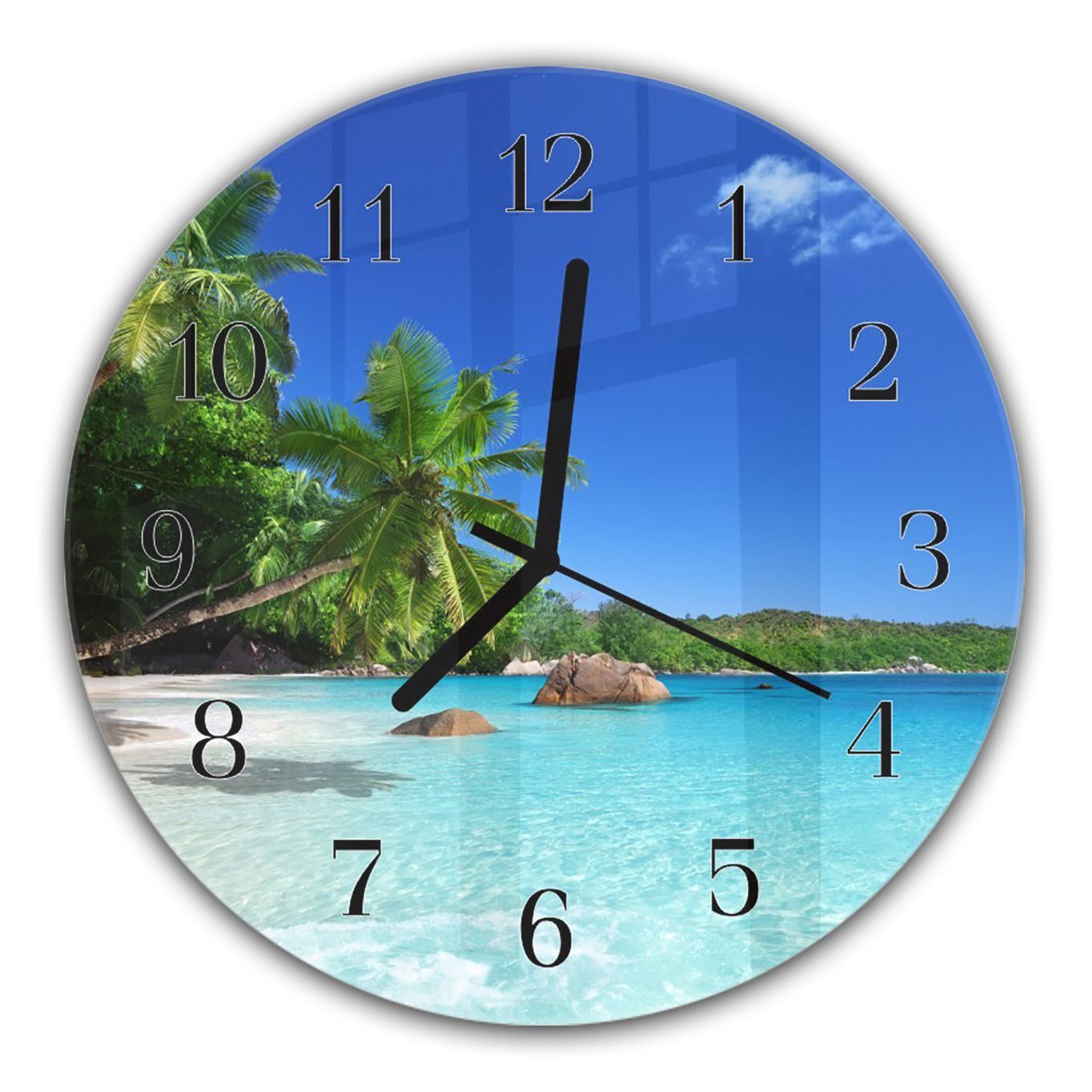 Primedeco Wanduhr Wanduhr aus Glas mit Motiv Strand im Paradies - Rund mit Durchmesser 30 cm und Quarzuhrwerk