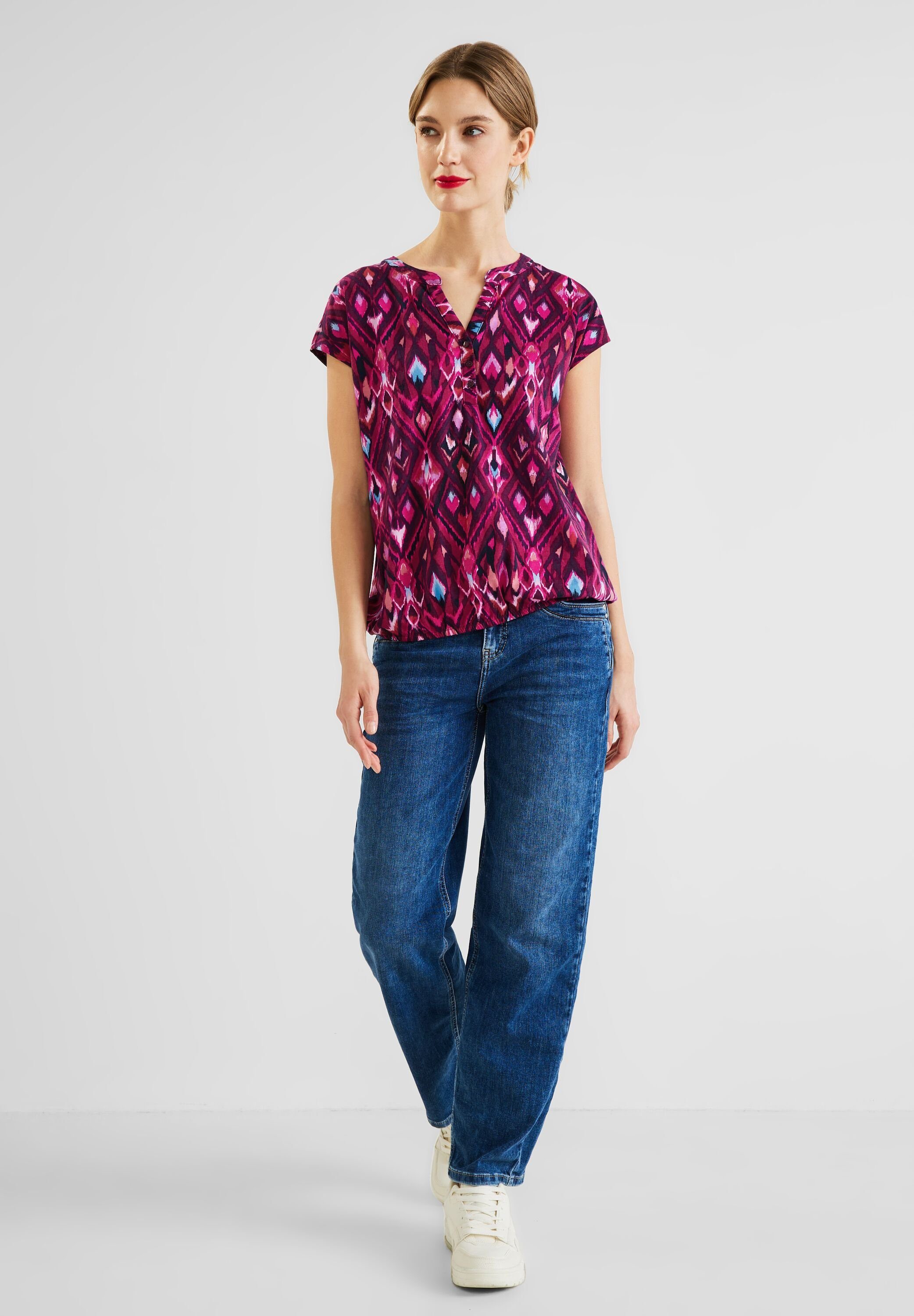 STREET ONE mit Print One Tamed Berry Ikat T-Shirt T-Shirt in (1-tlg) Gummizugsaum Street