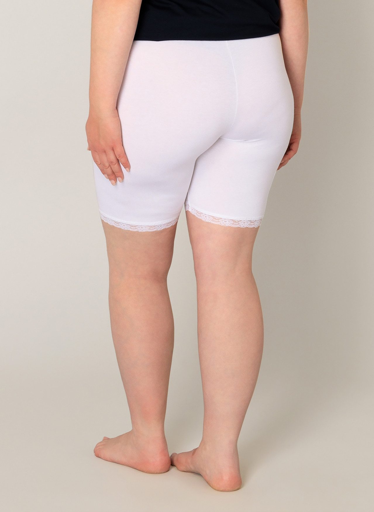 Base Level Curvy Radlerhose Ava mit Spitzenkante