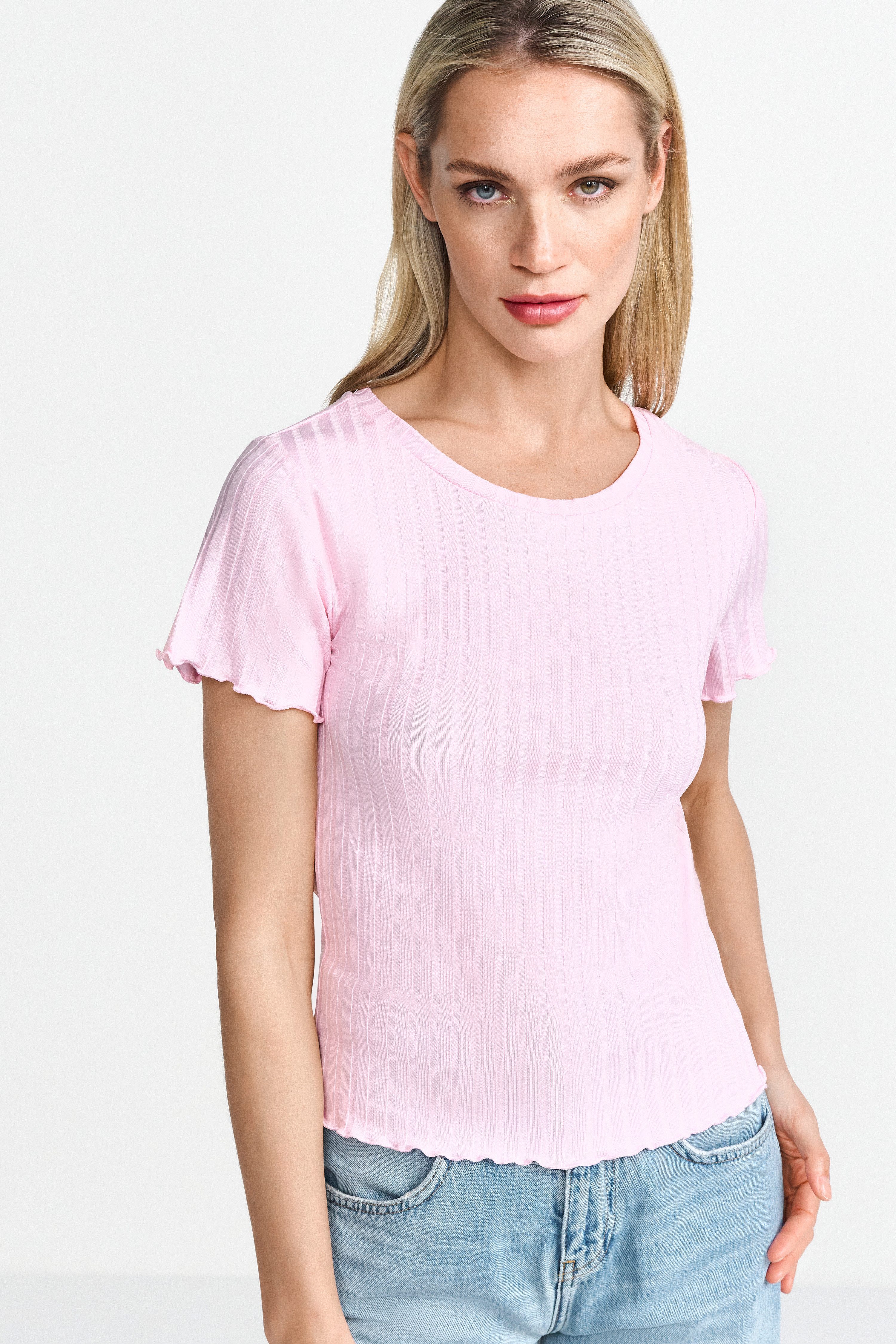 RICHROYAL Kurzarmshirt Mit gewelltem Saum an Rumpf und Ärmeln günstig online kaufen