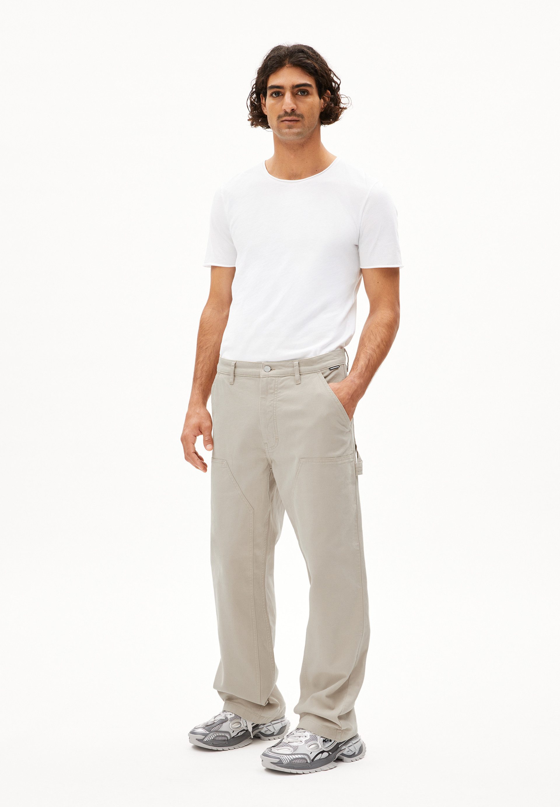 Armedangels Stoffhose AAGAPIO Webhose aus Bio-Baumwoll Mix (Mid waist, Relaxed Fit)