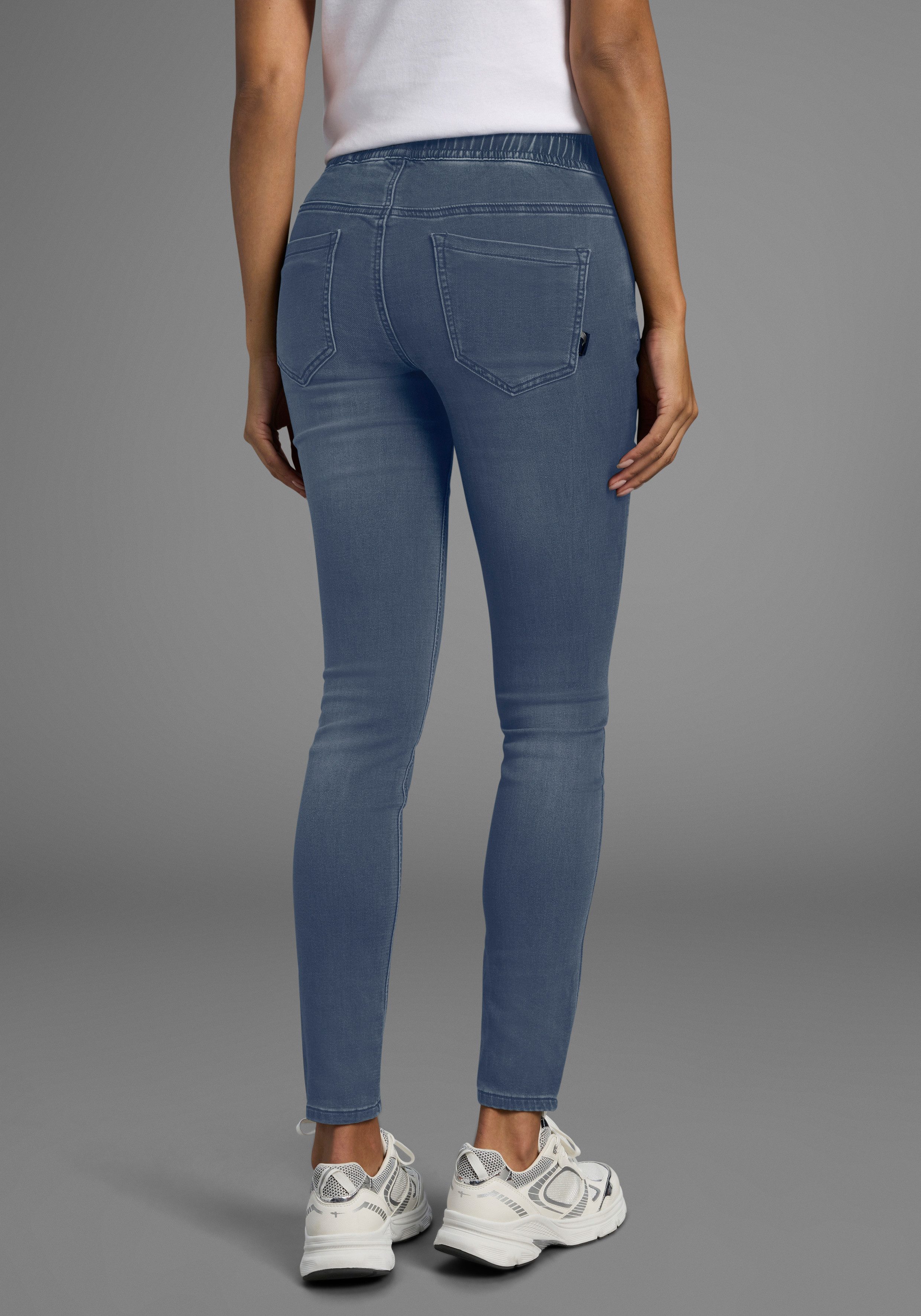 Arizona Stretch-Jeans weites Bein, normale Leibhöhe, knöchellang, mit Used-Waschung