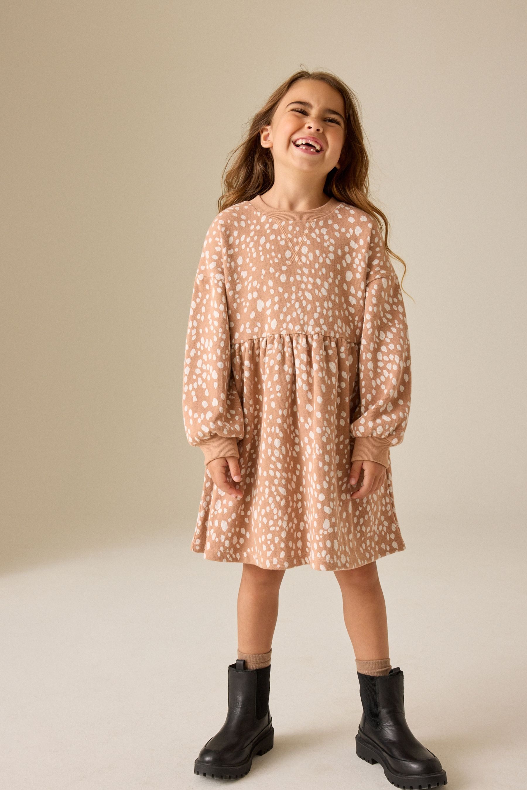 Next Sweatkleid Gemütliches Pulloverkleid mit Rippenstruktur (1-tlg)