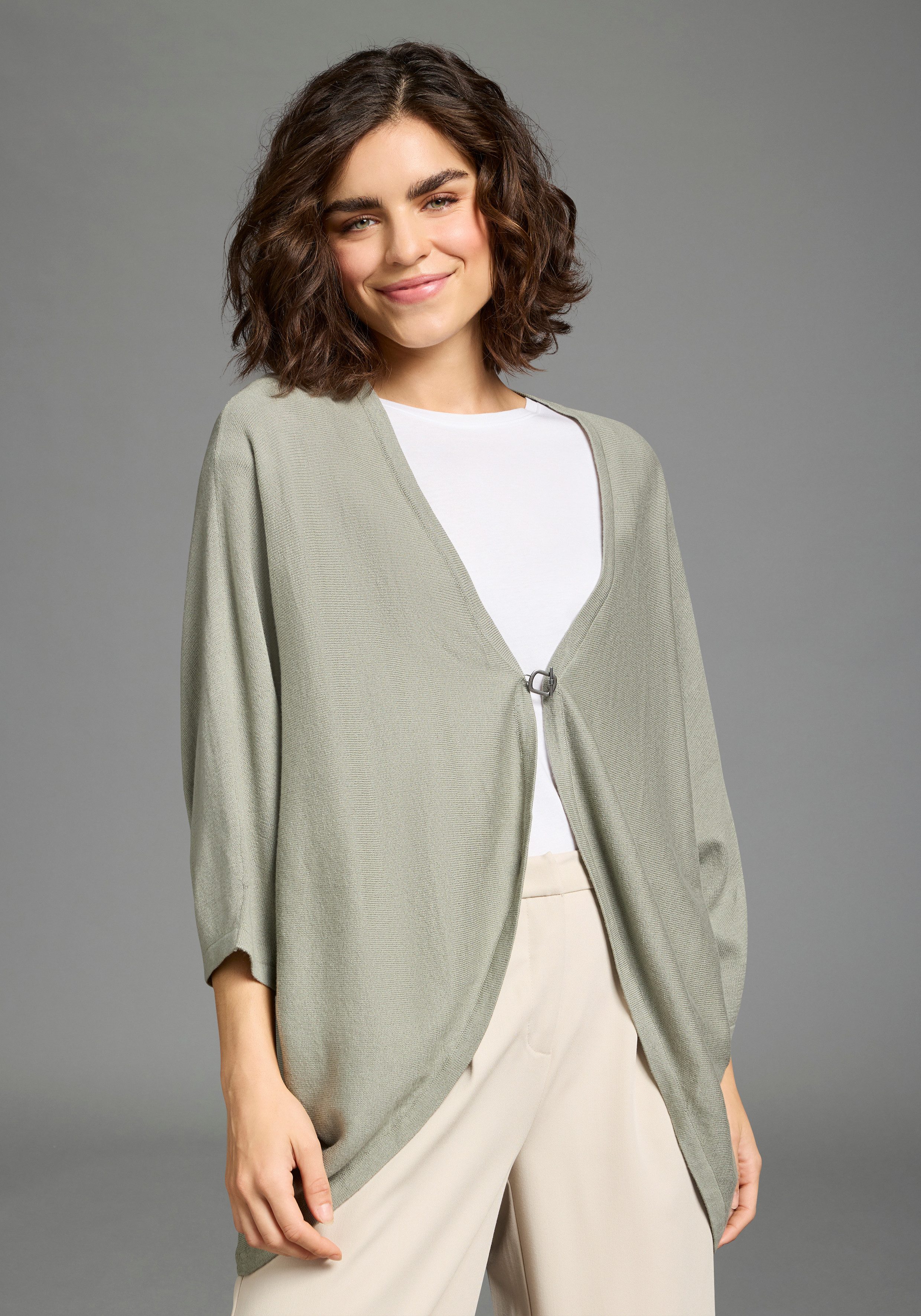 Laura Scott Strickjacke oversized, mit Verschluss und 3/4 Ärmeln günstig online kaufen